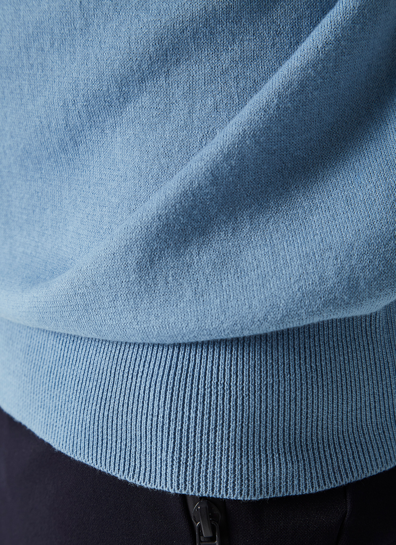 Short sleeved knit polo shirt image number 2