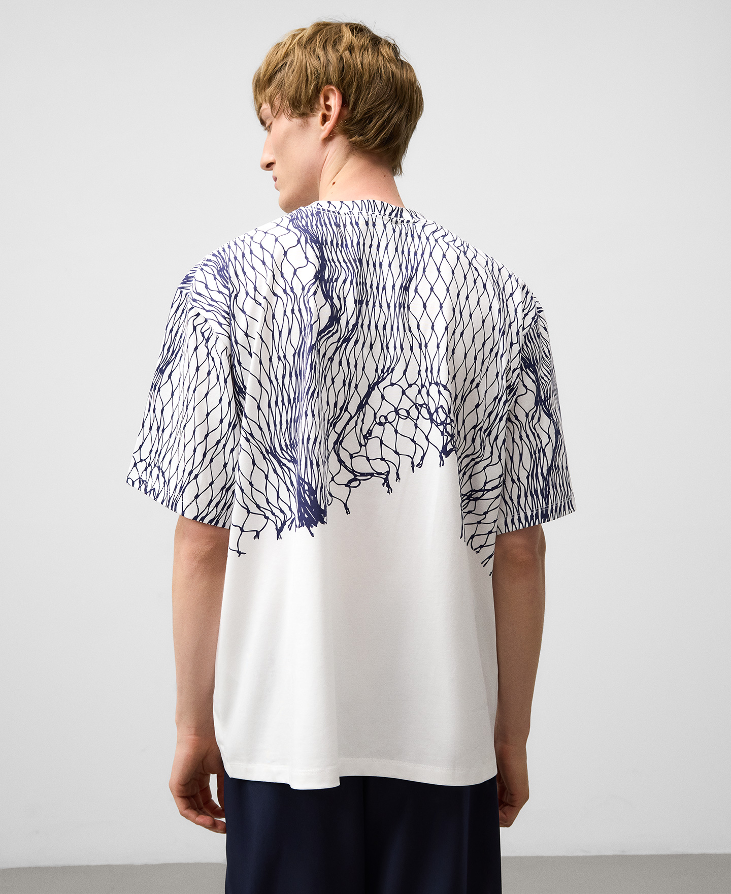 Camiseta estampado red hombre image number 2