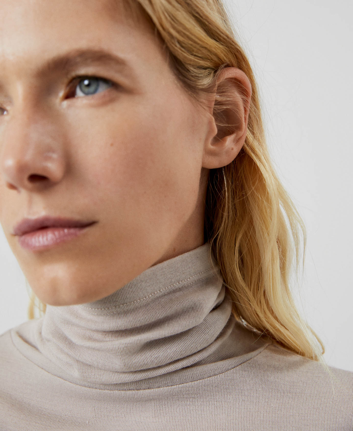 Merino wool long sleeve t-shirt image number 3