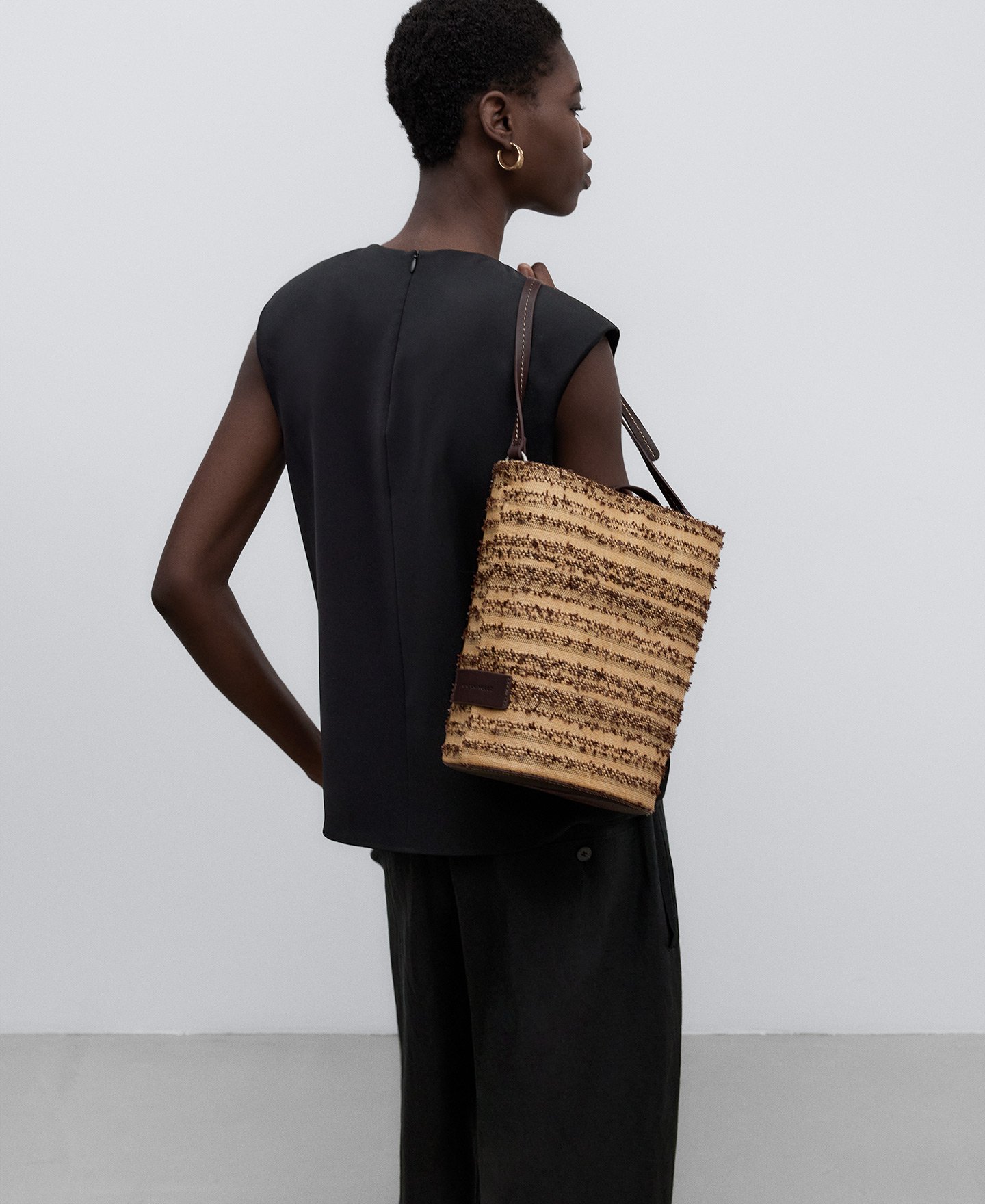 Textured braided medium bag woman image number 4