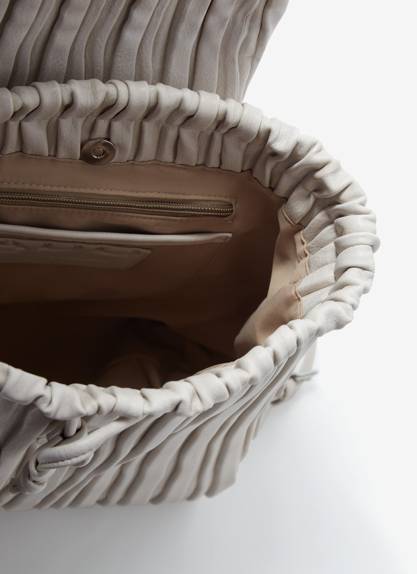 Wrinkle backpack image number 2