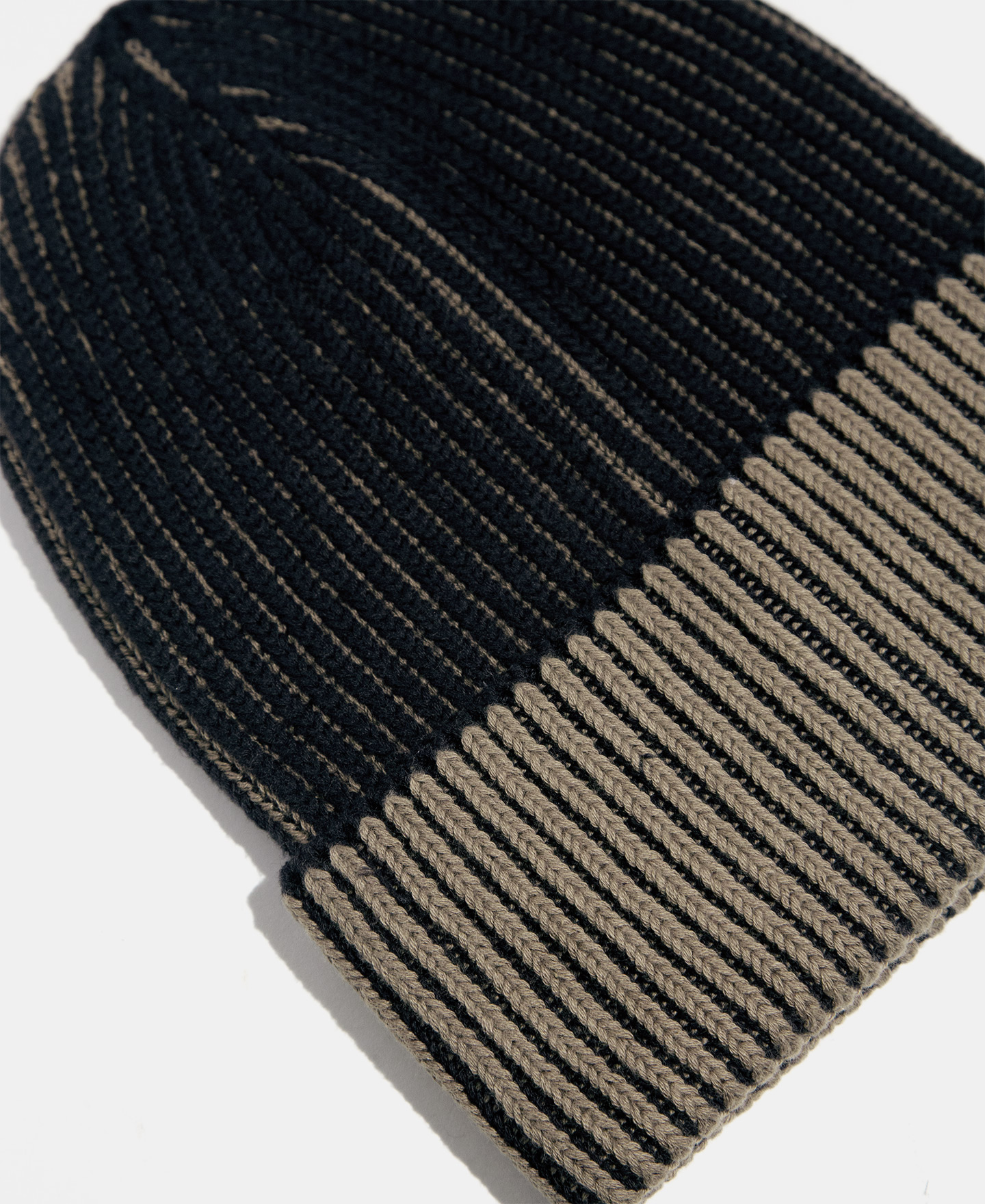 Cotton ribbed beanie image number 1