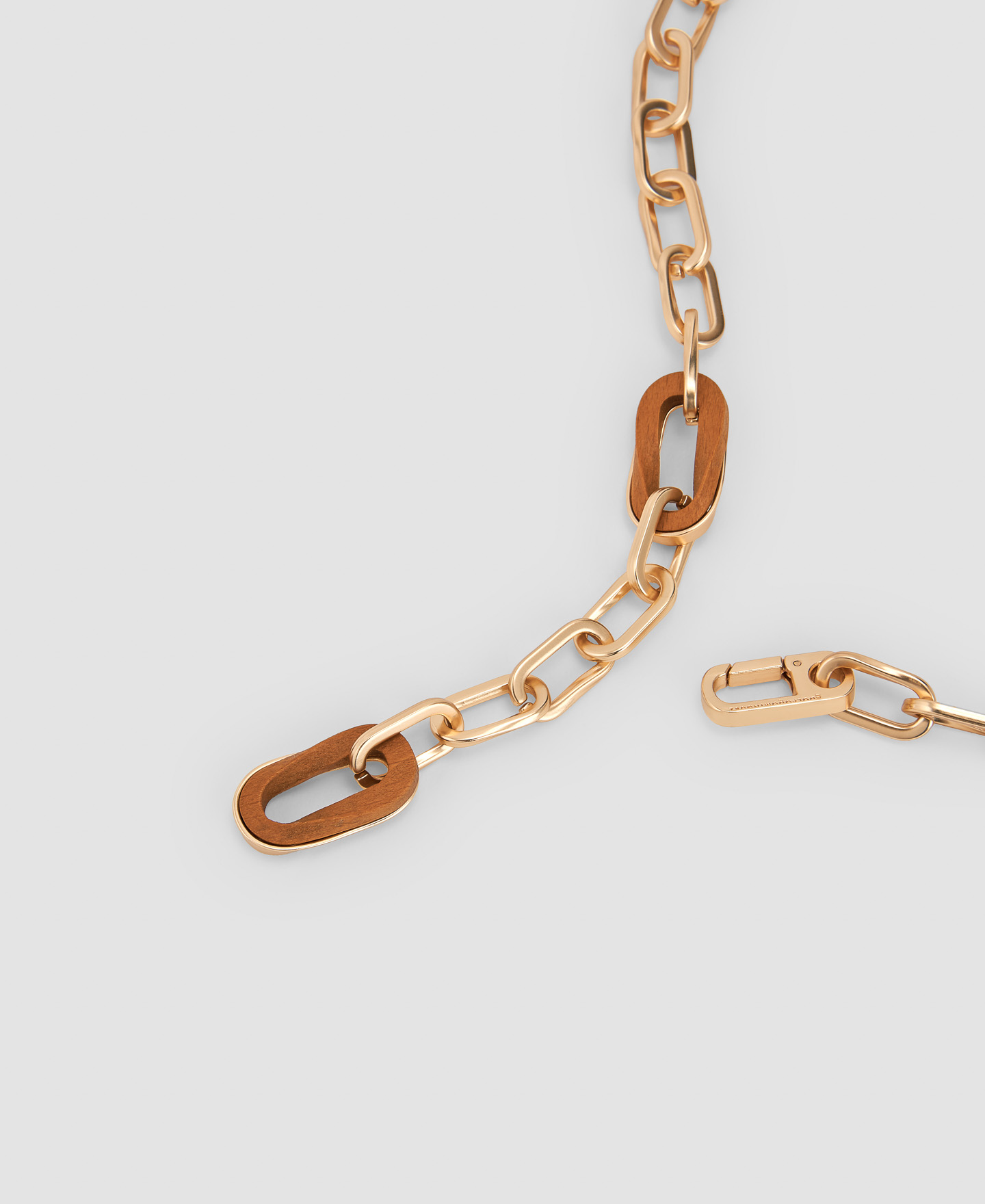 Responsible wood maxi link necklace image number 2