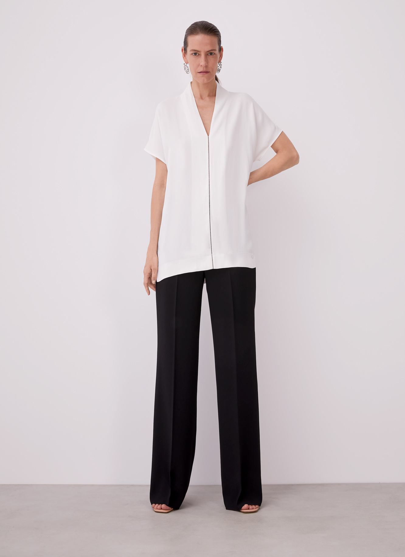 Satin viscose t-shirt image number 5