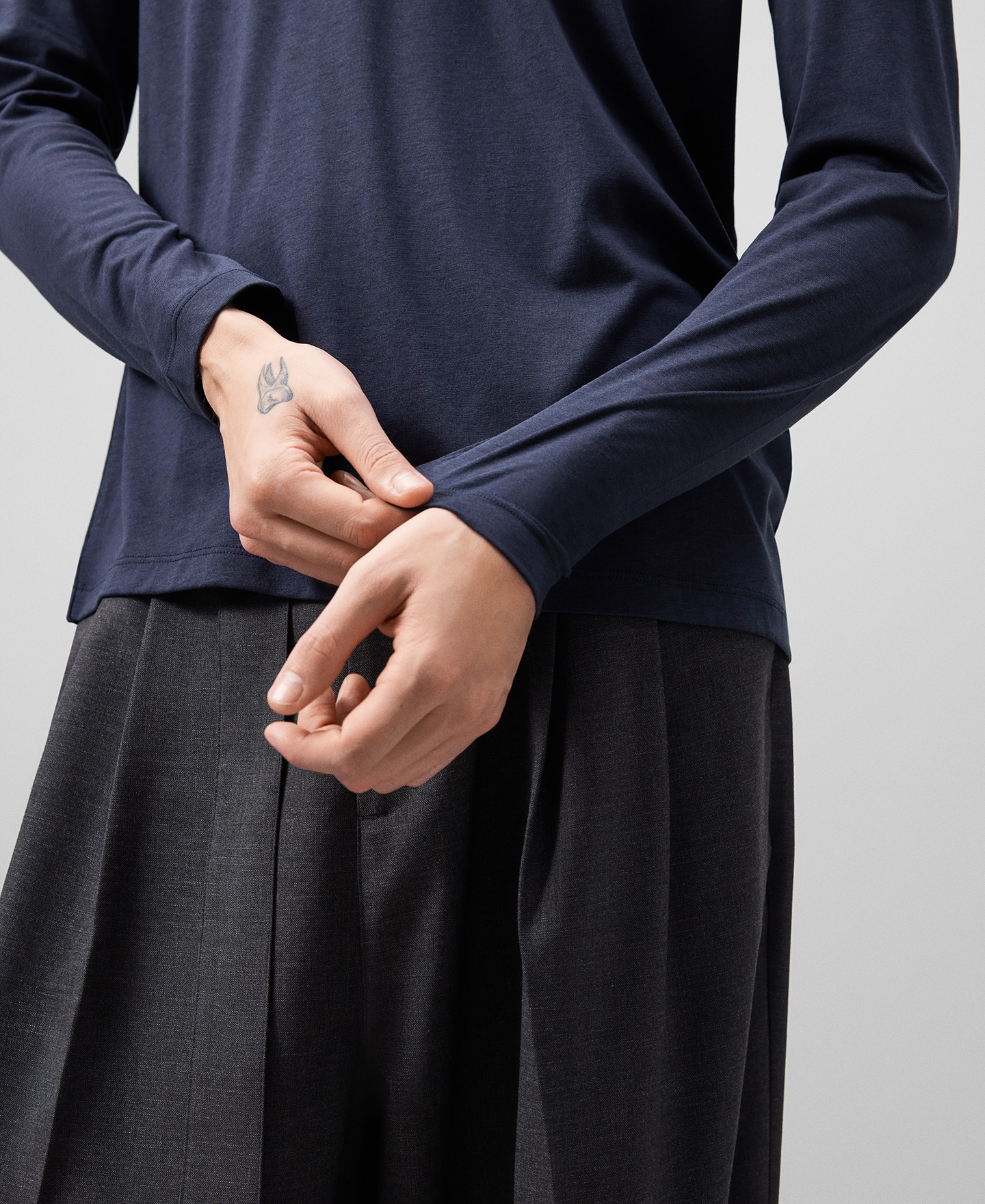 Long sleeve T-shirt man image number 3