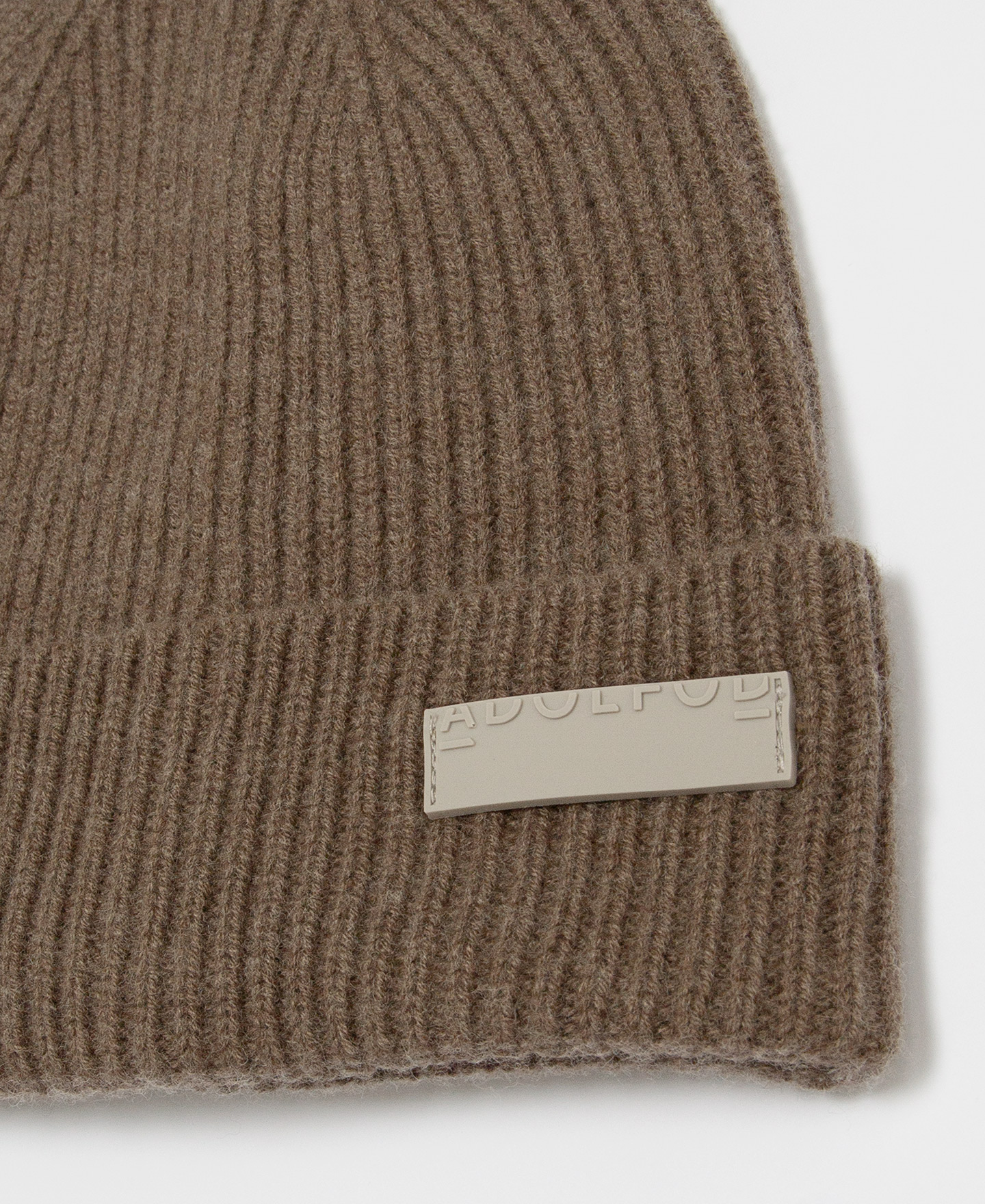 Merino wool beanie image number 1