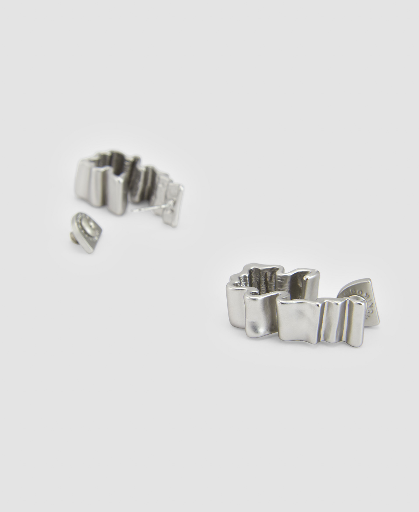 Boucles d’oreilles plis en zinc image number 2