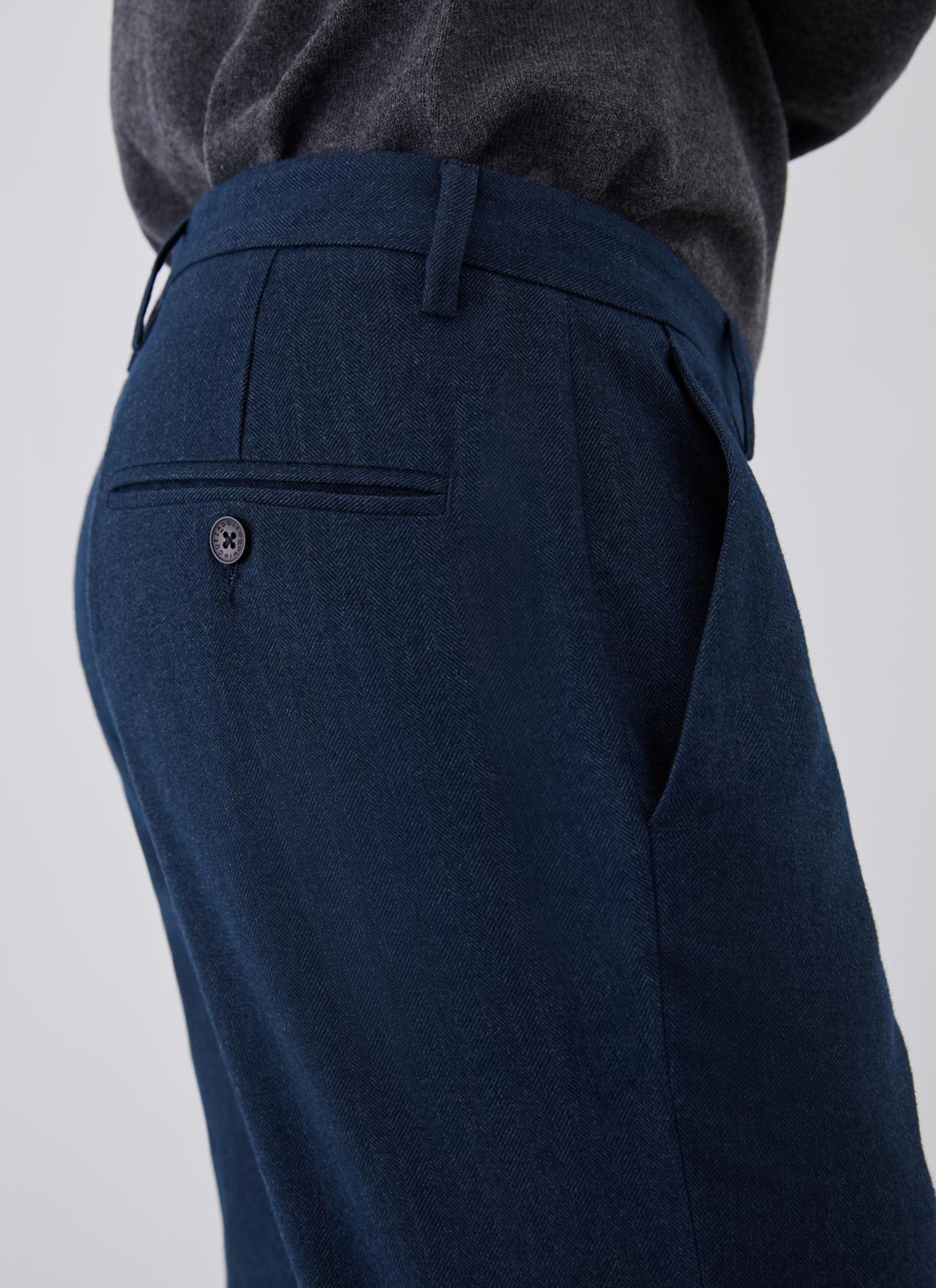 Cotton chino with herringbone pattern image number 2