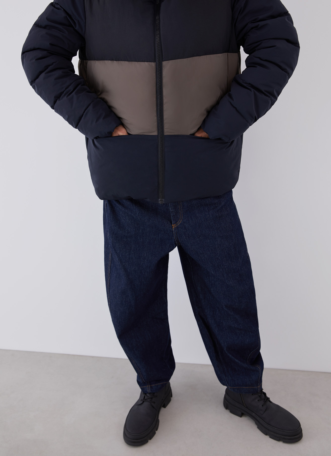 Parka acolchada de nylon tricolor image number 2