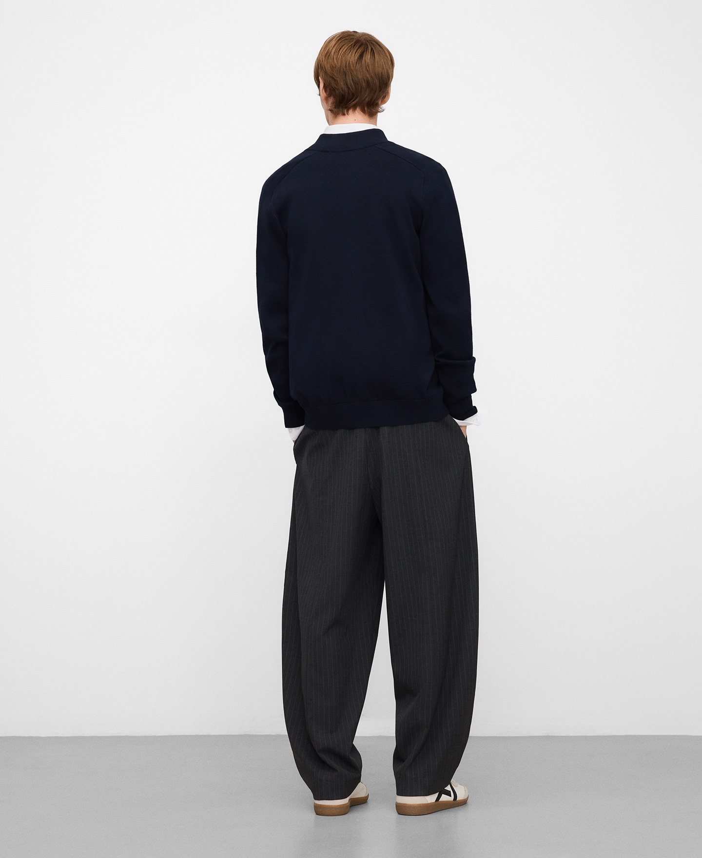 Organic cotton knit cardigan man image number 2