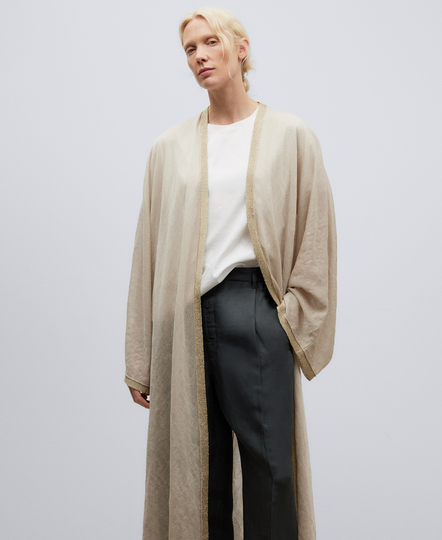 Knitted jacket woman image number 0