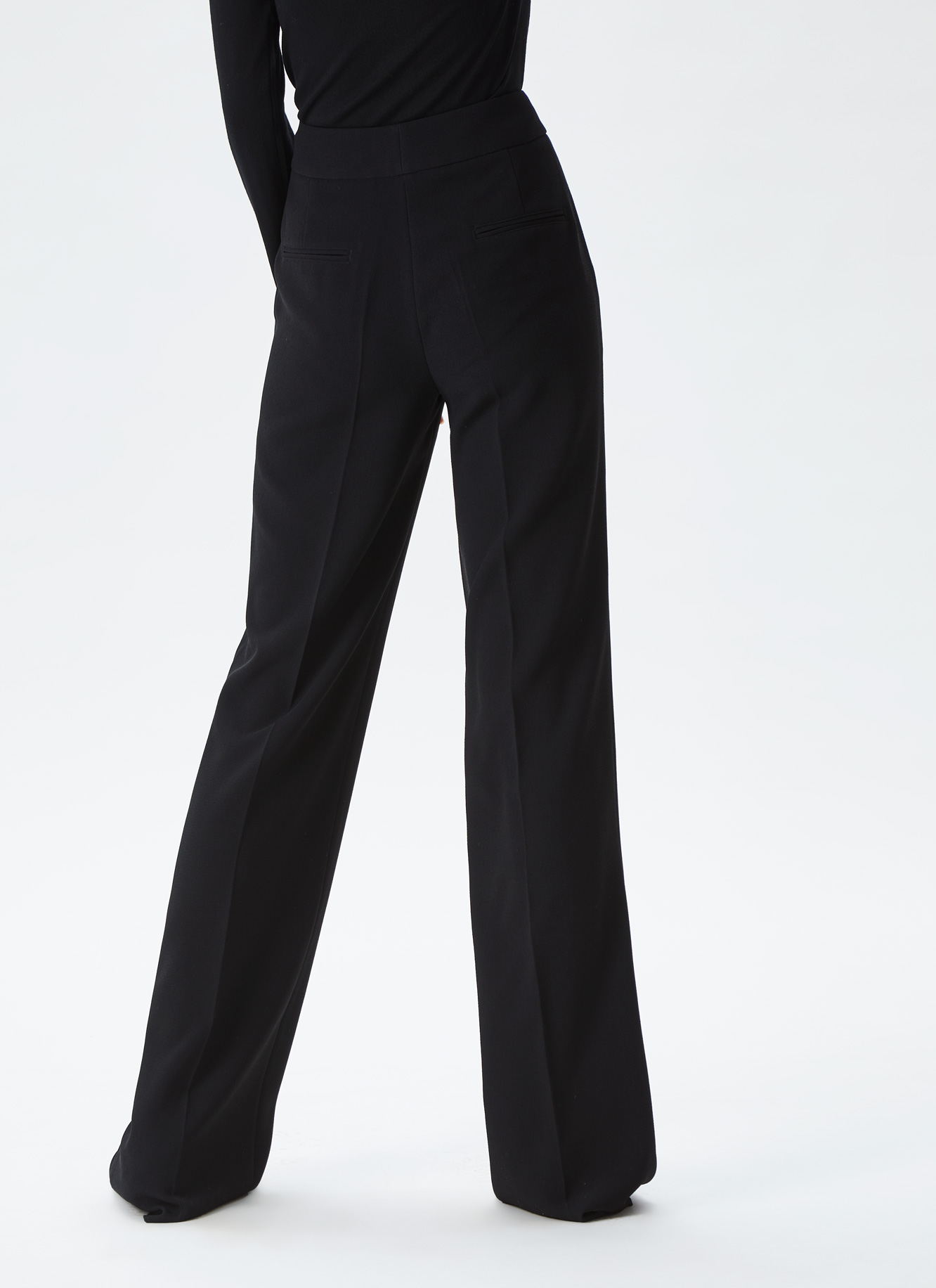 Straight trousers with side pockets image number 2