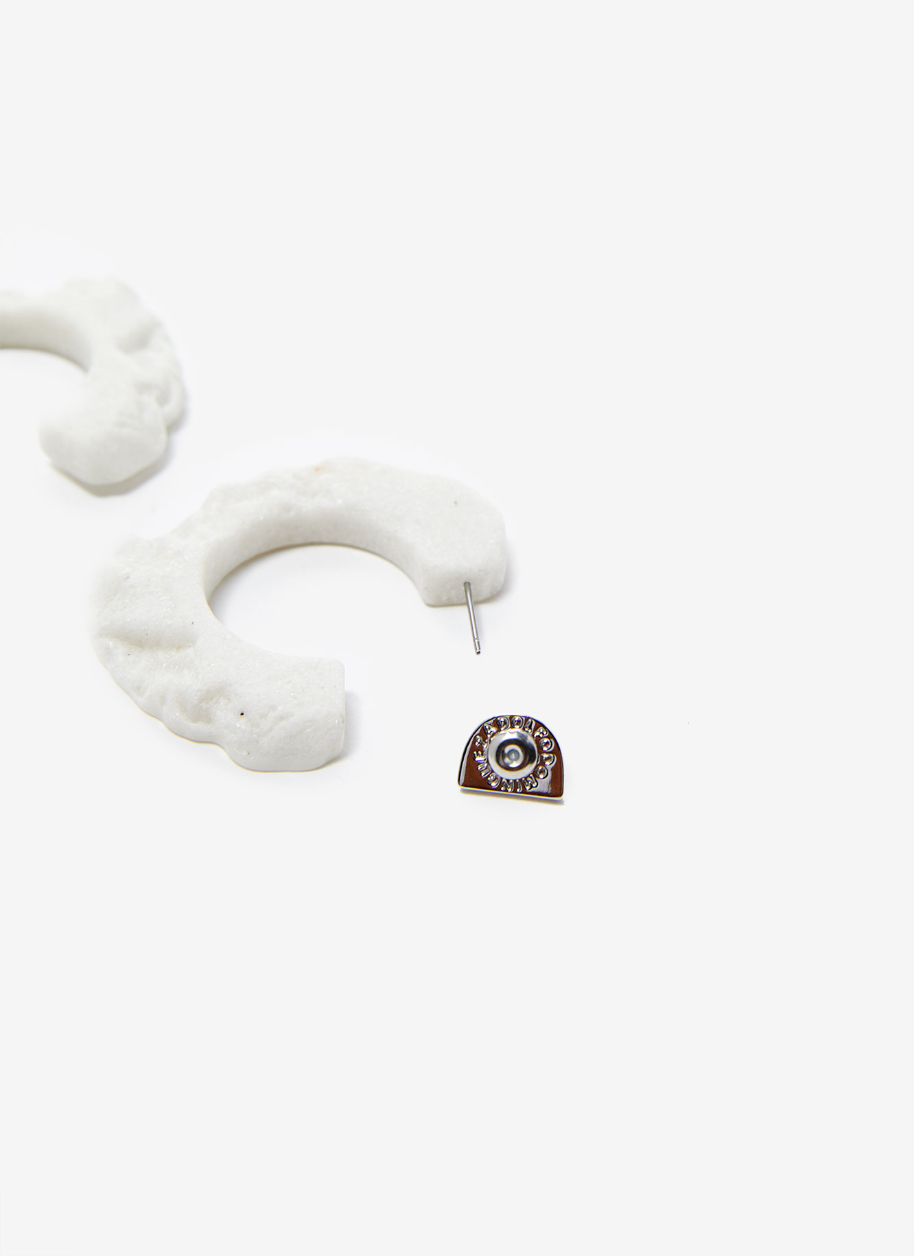 Irregular hoops with stone texture image number 1