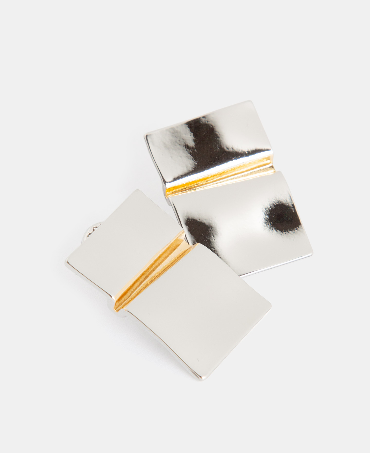 Pendientes grieta en zinc image number 1