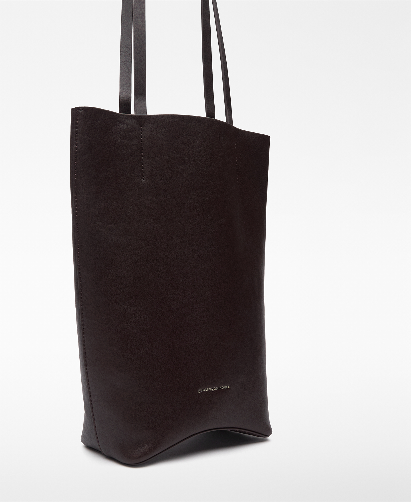 Curved base leather sopper bag woman image number 2