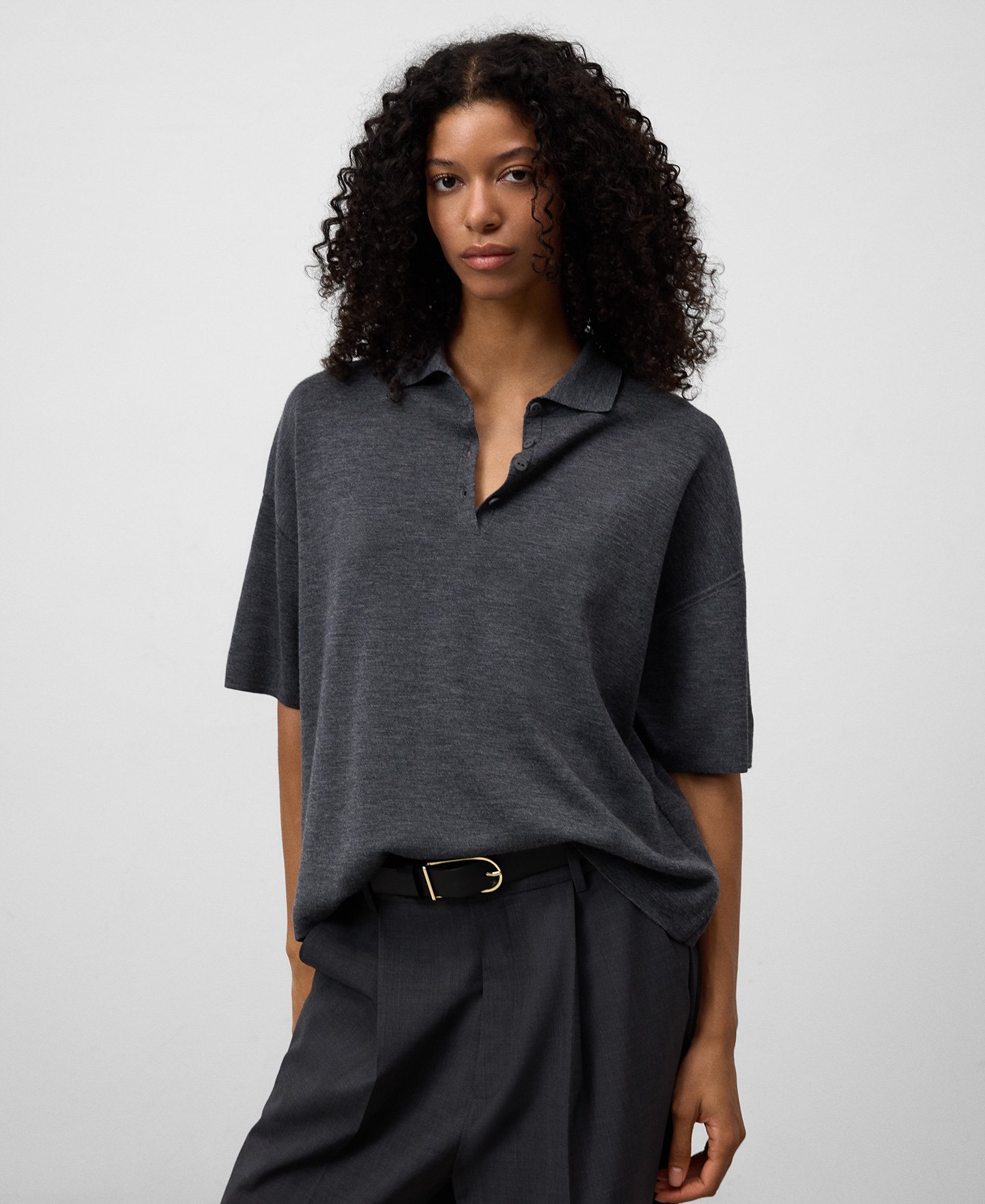 Polo oversize em malha para mulher image number 0