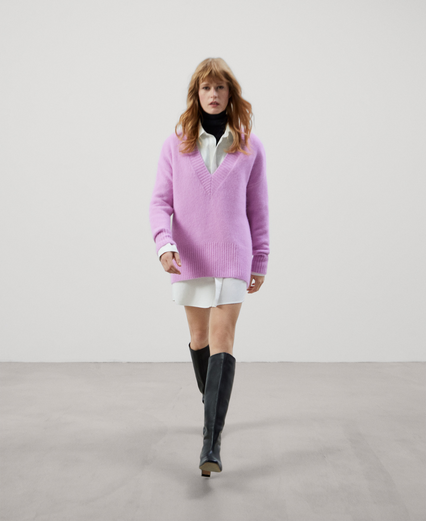 Jersey cuello pico en alpaca image number 1