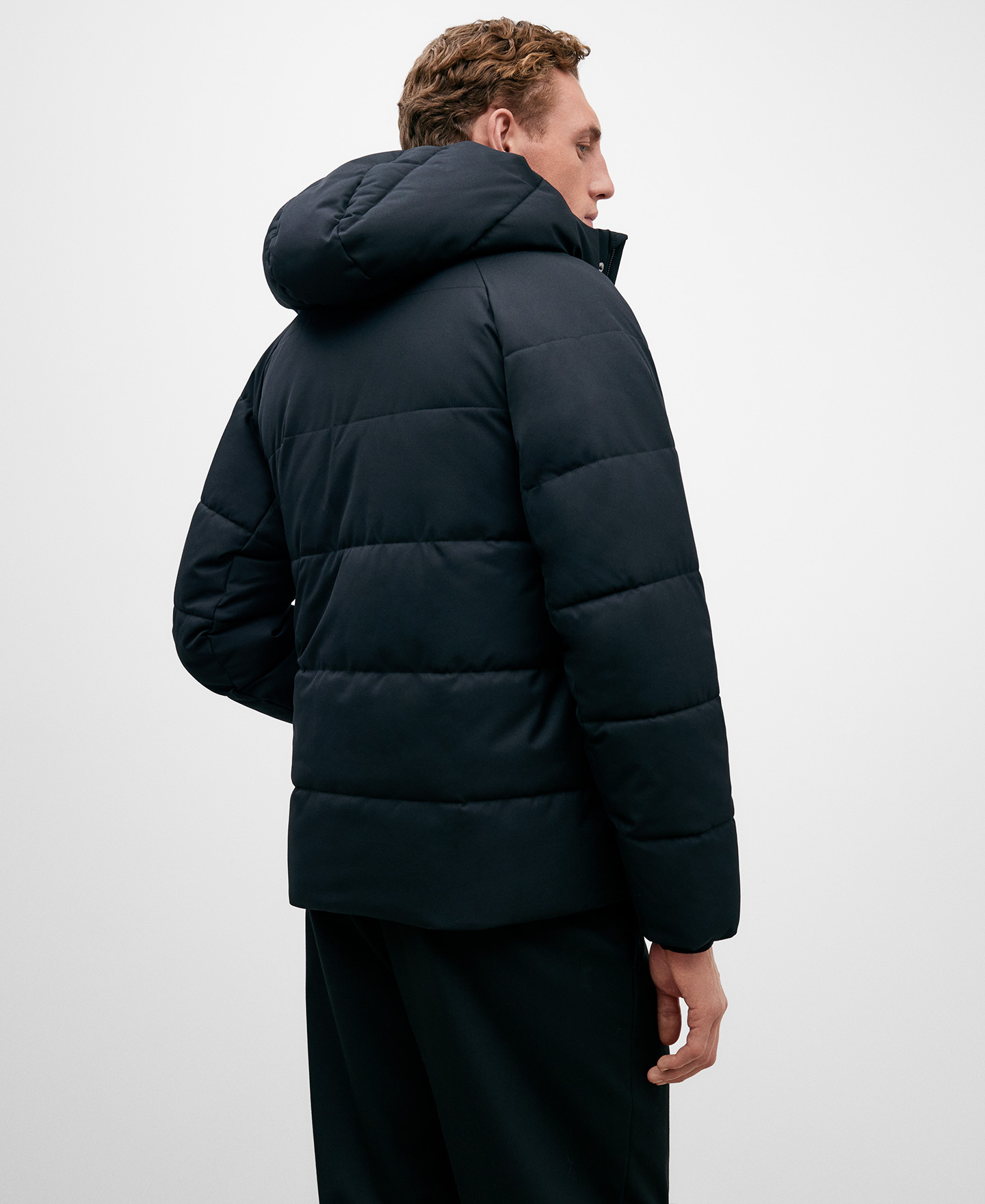 Black puffer parka for men image number 2
