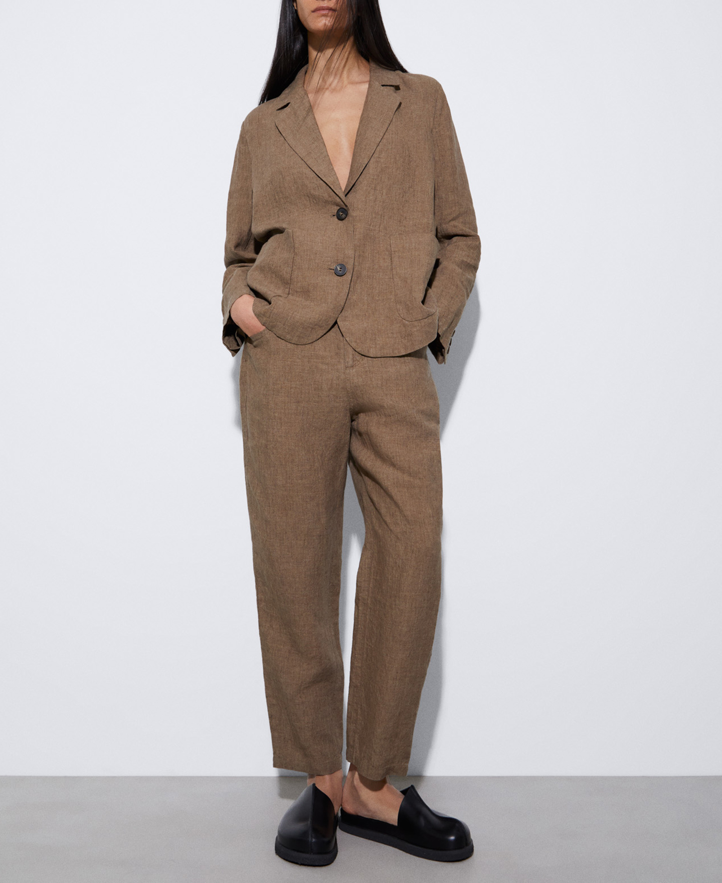 Five-pocket linen trousers image number 1