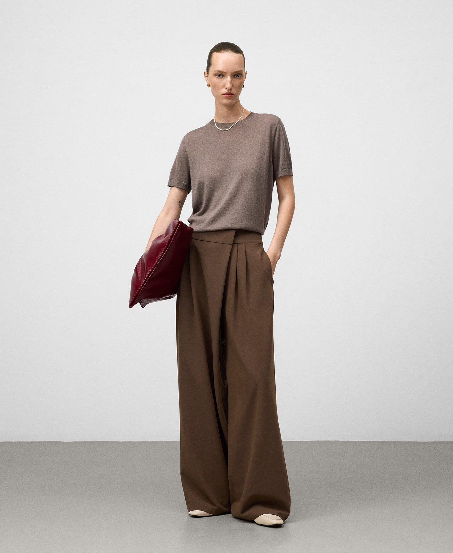 Merino wool short sleeve sweater woman image number 1