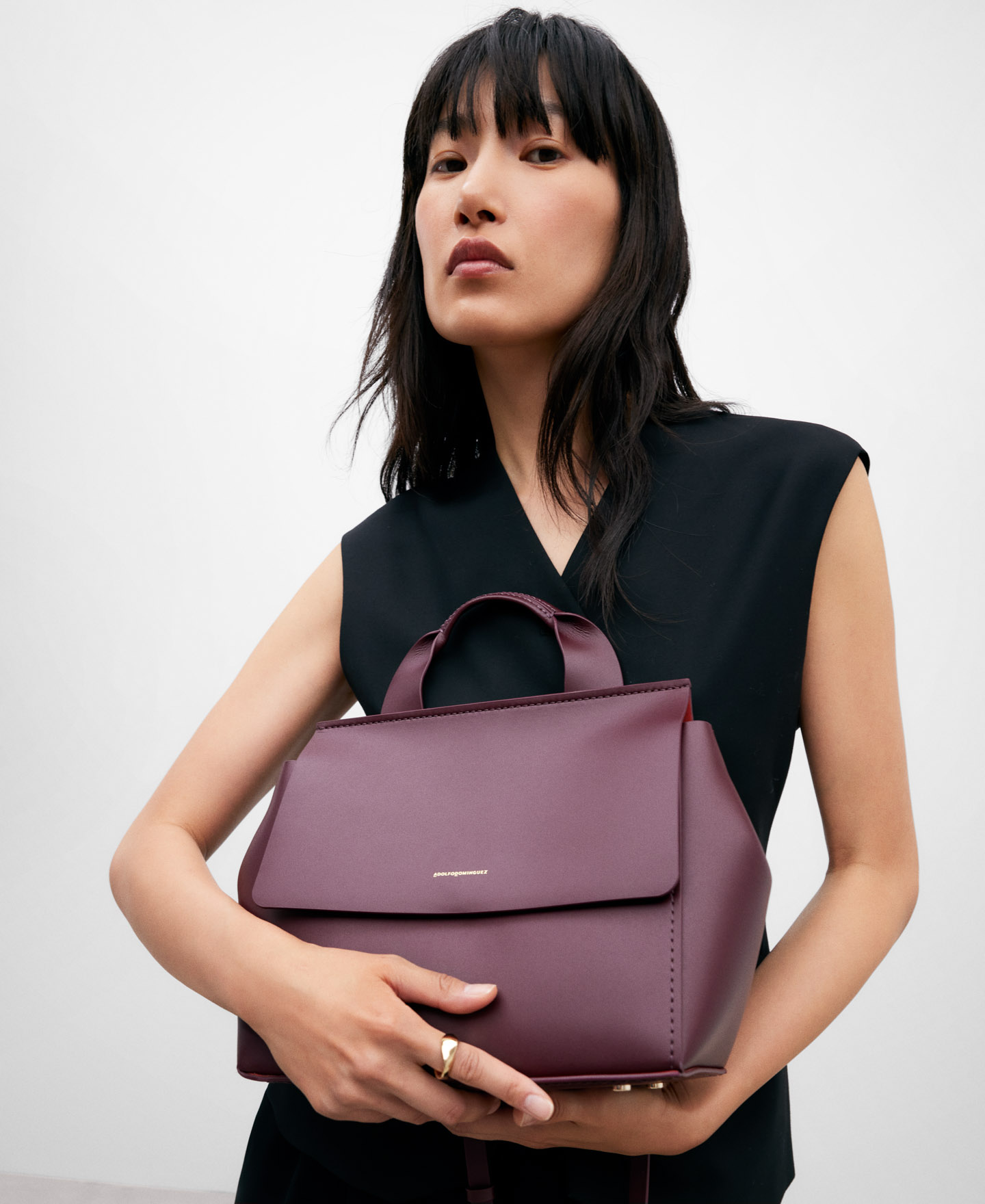 Responsible leather maroon citybag image number 5