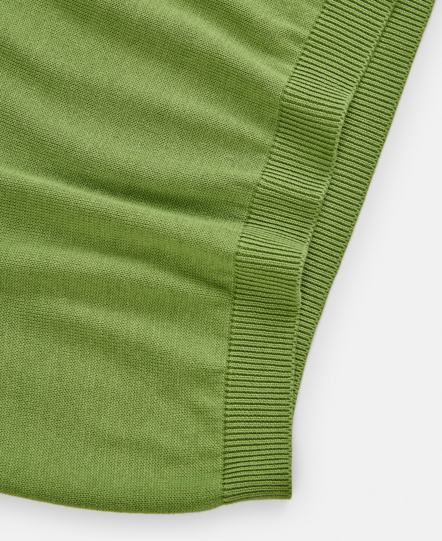 Jersey cuello pico algodón pistacho image number 6