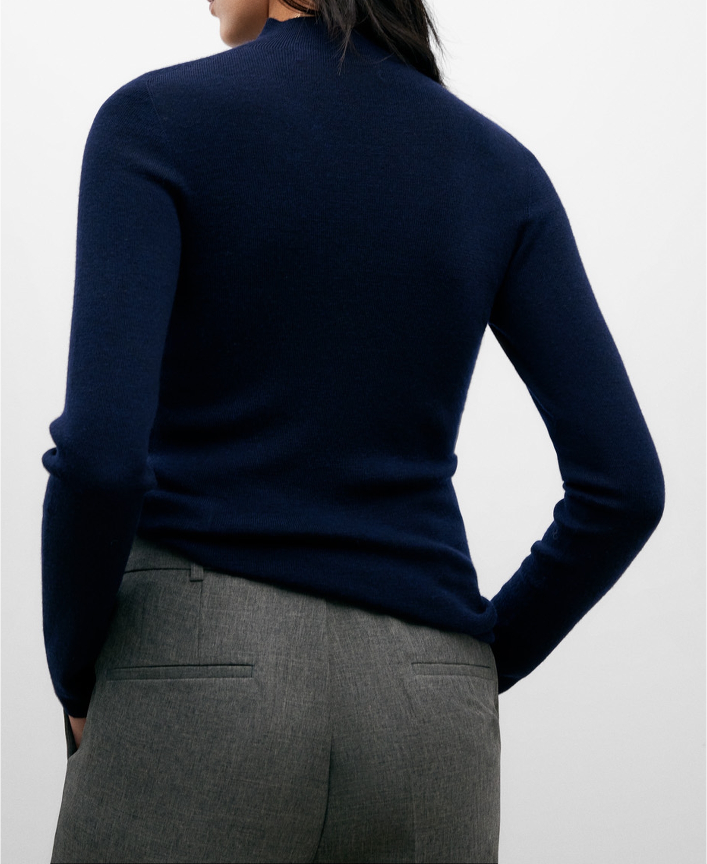 Merino wool ribbed sweater for women image number 2