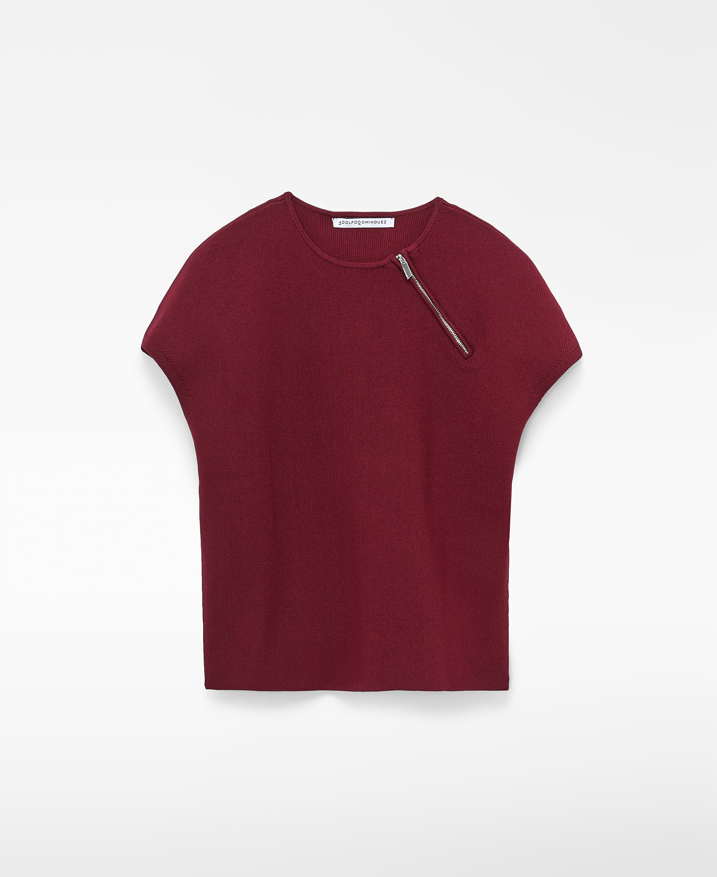 Short sleeve quarter-zip sweater image number 4