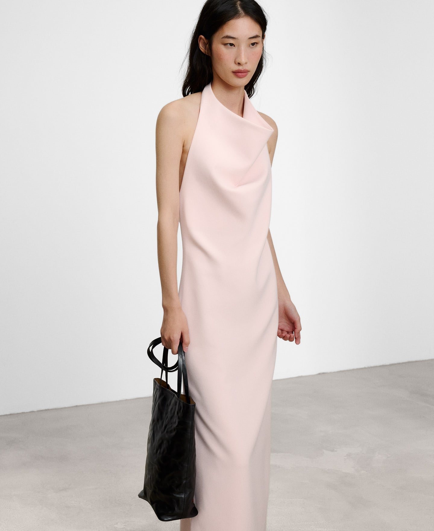Vestido largo cuello halter image number 0