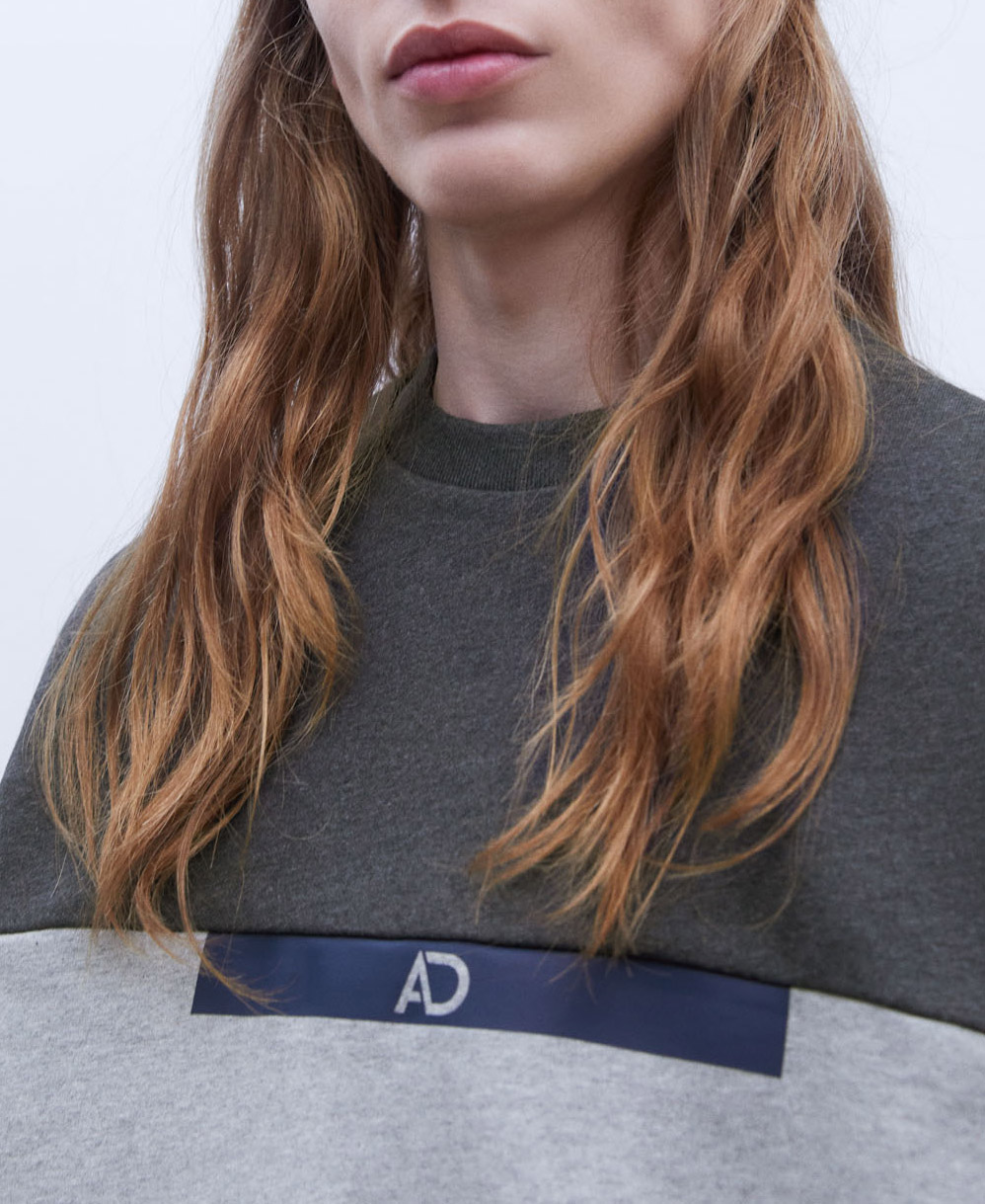 Two-tone cotton oversize sweatshirt image number 3