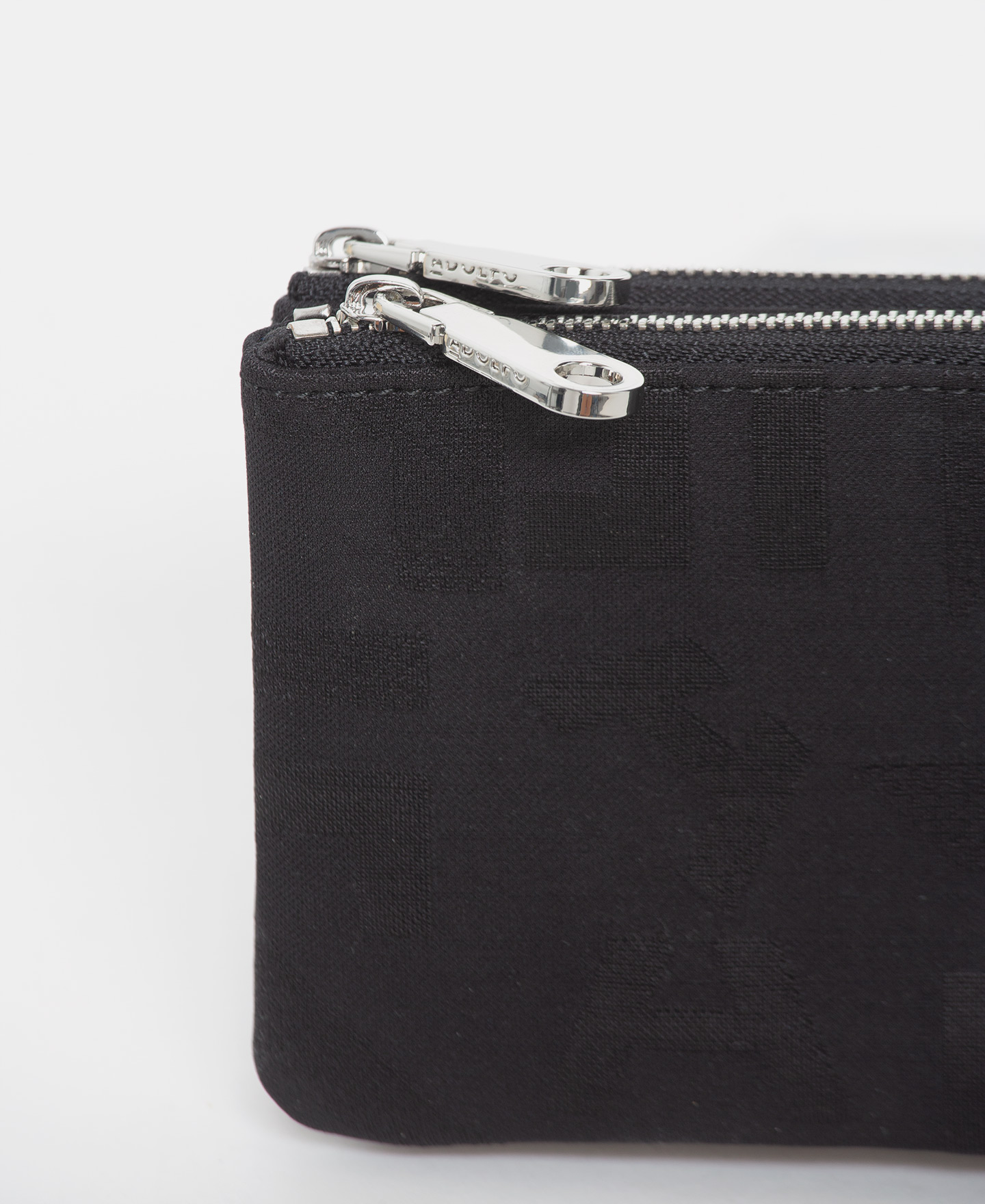 Jacquard logo coin purse image number 1