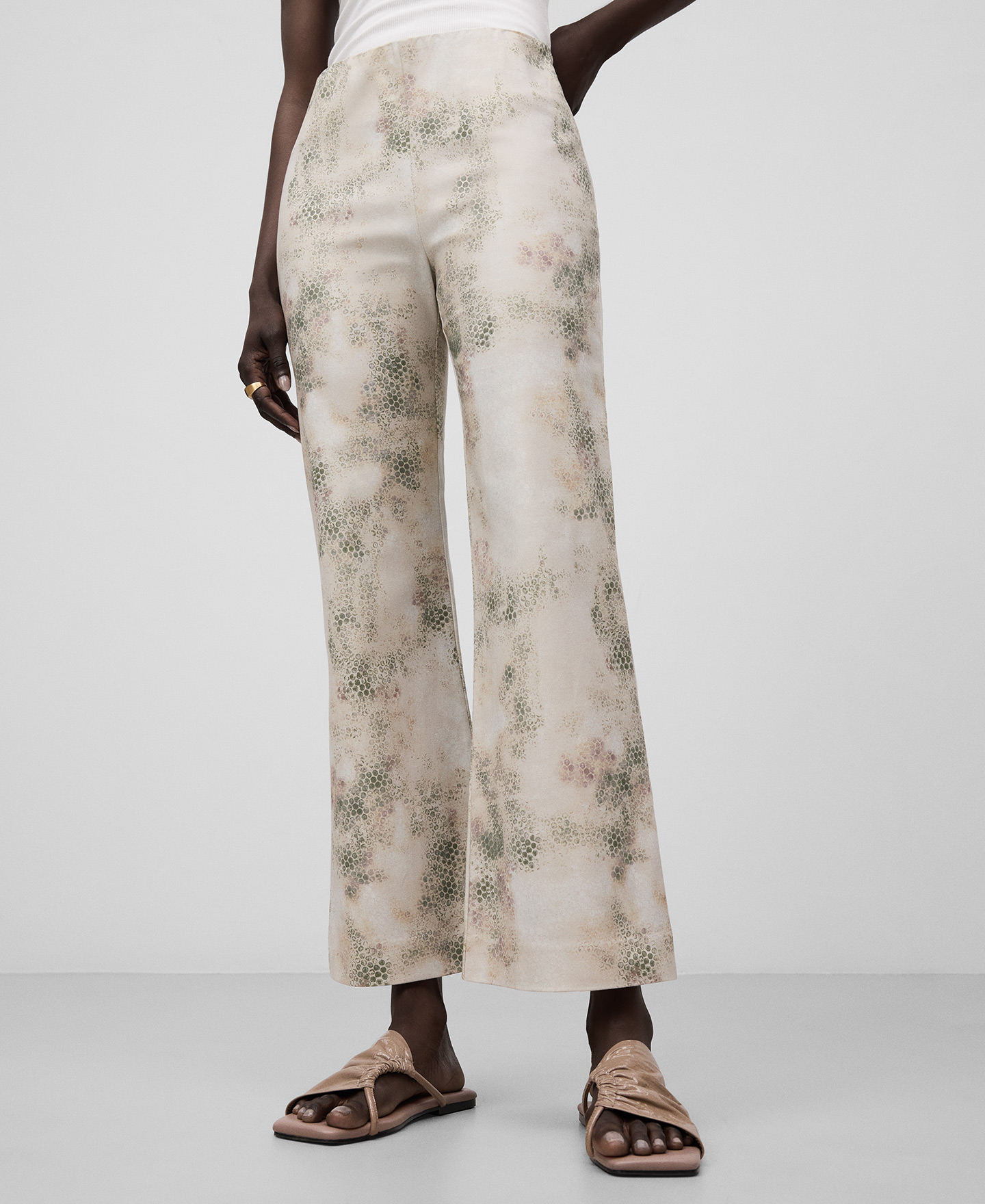 Printed flare trousers woman image number 0