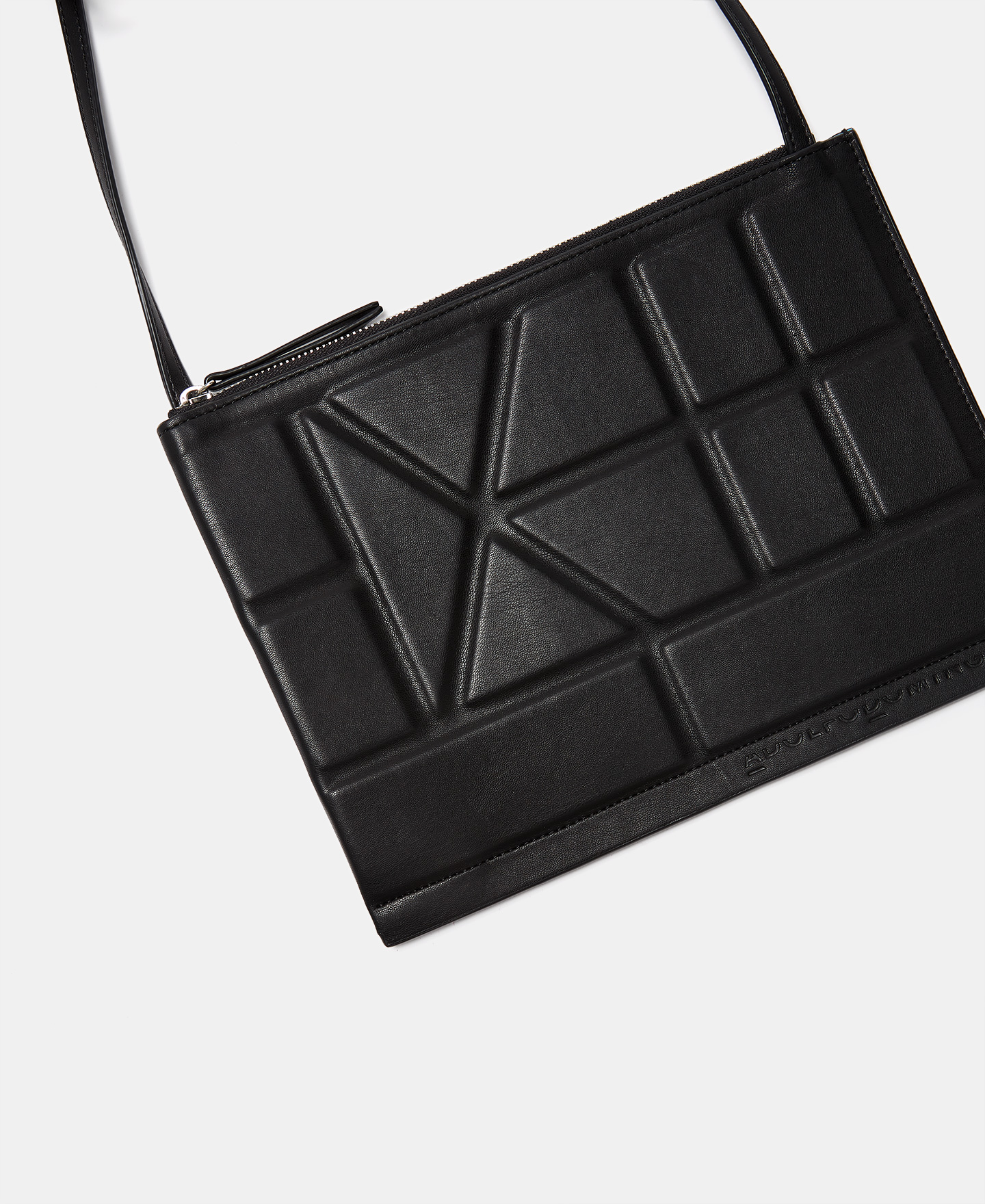 Flat crossbody bag with geometric lines image number 1
