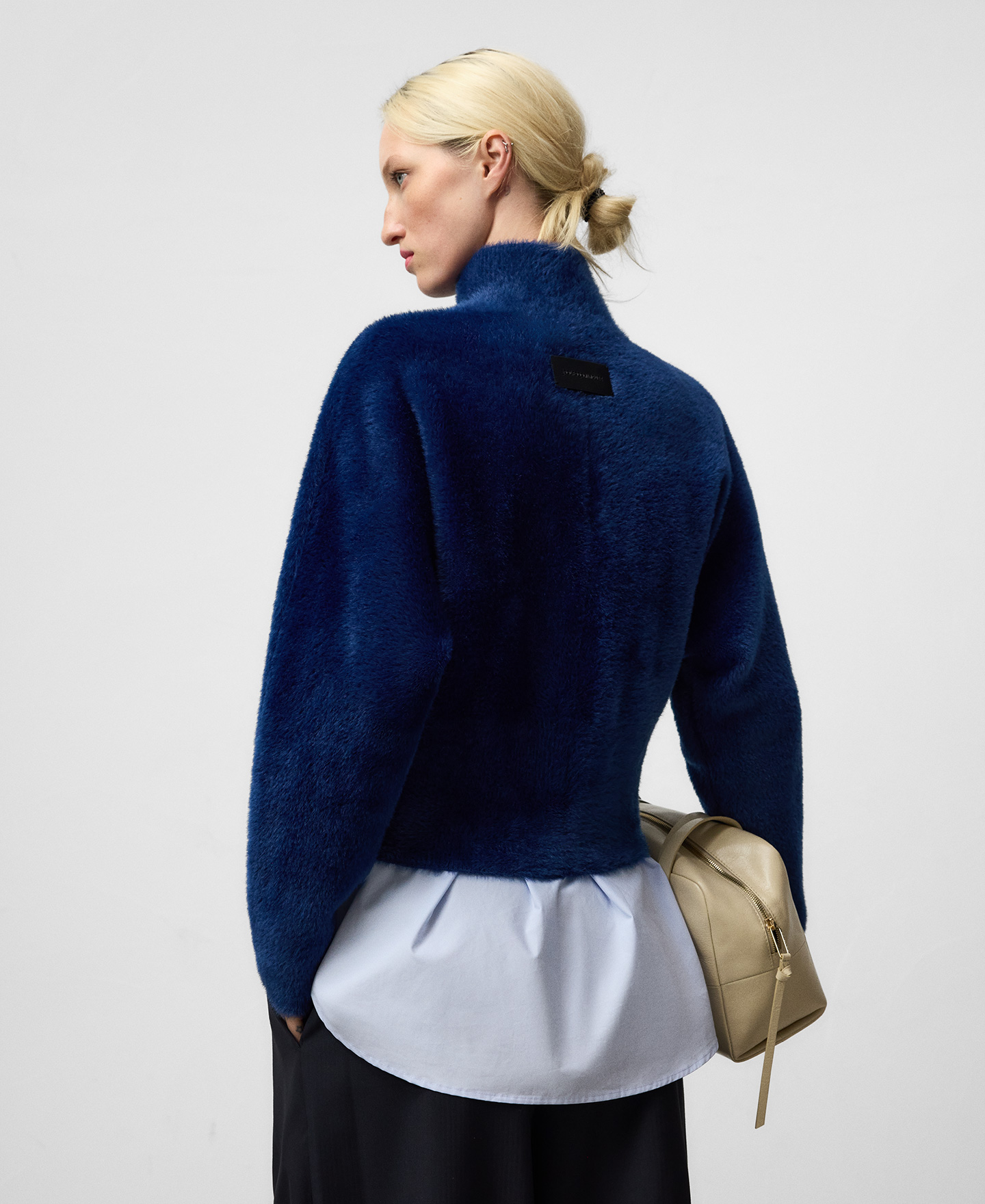 Chaqueta punto efecto pelo mujer image number 2