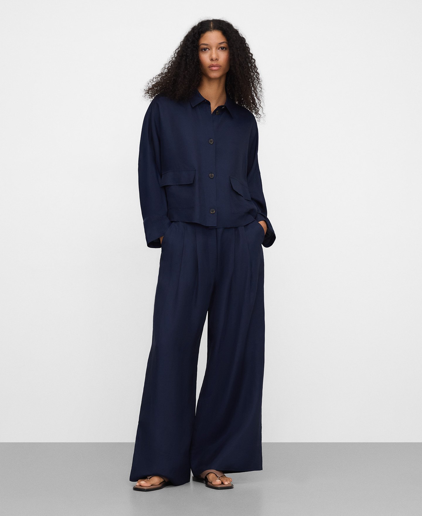Double-pleated wide-leg trousers image number 1