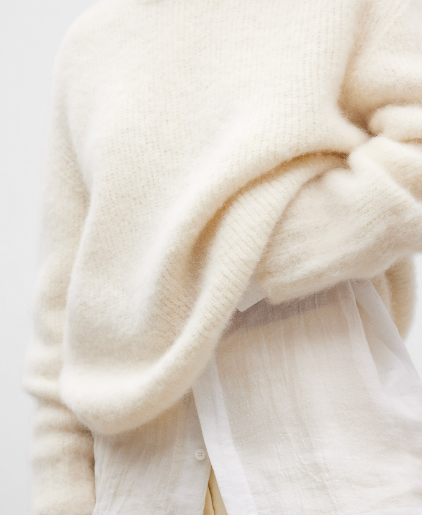 Alpaca knitted crew neck sweater image number 3