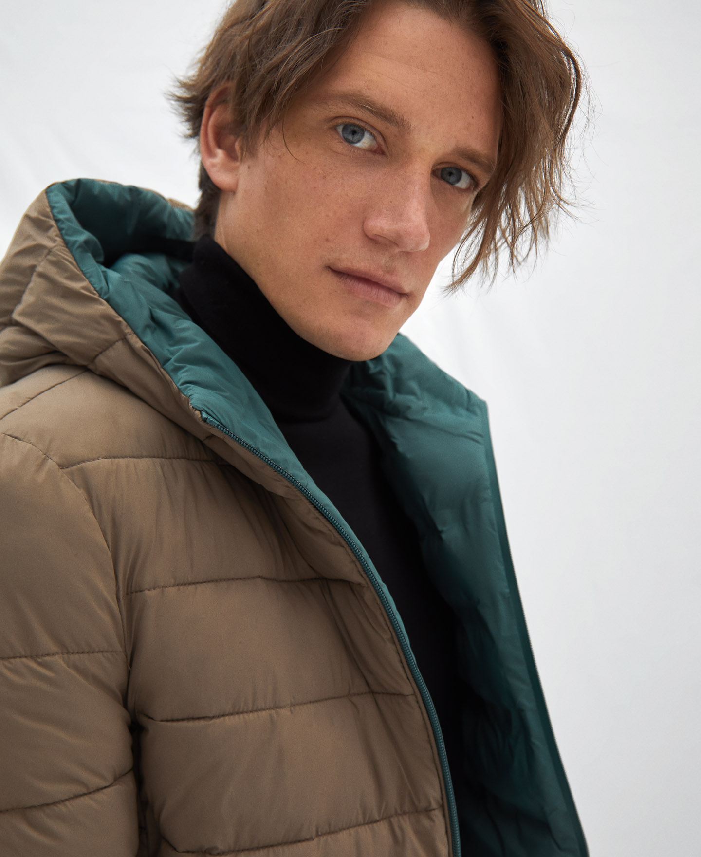 Nylon padded jacket with hood image number 5