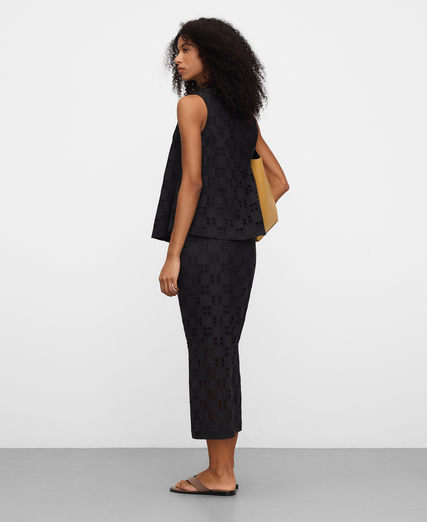 Jupe droite en popeline avec broderie anglaise image number 2