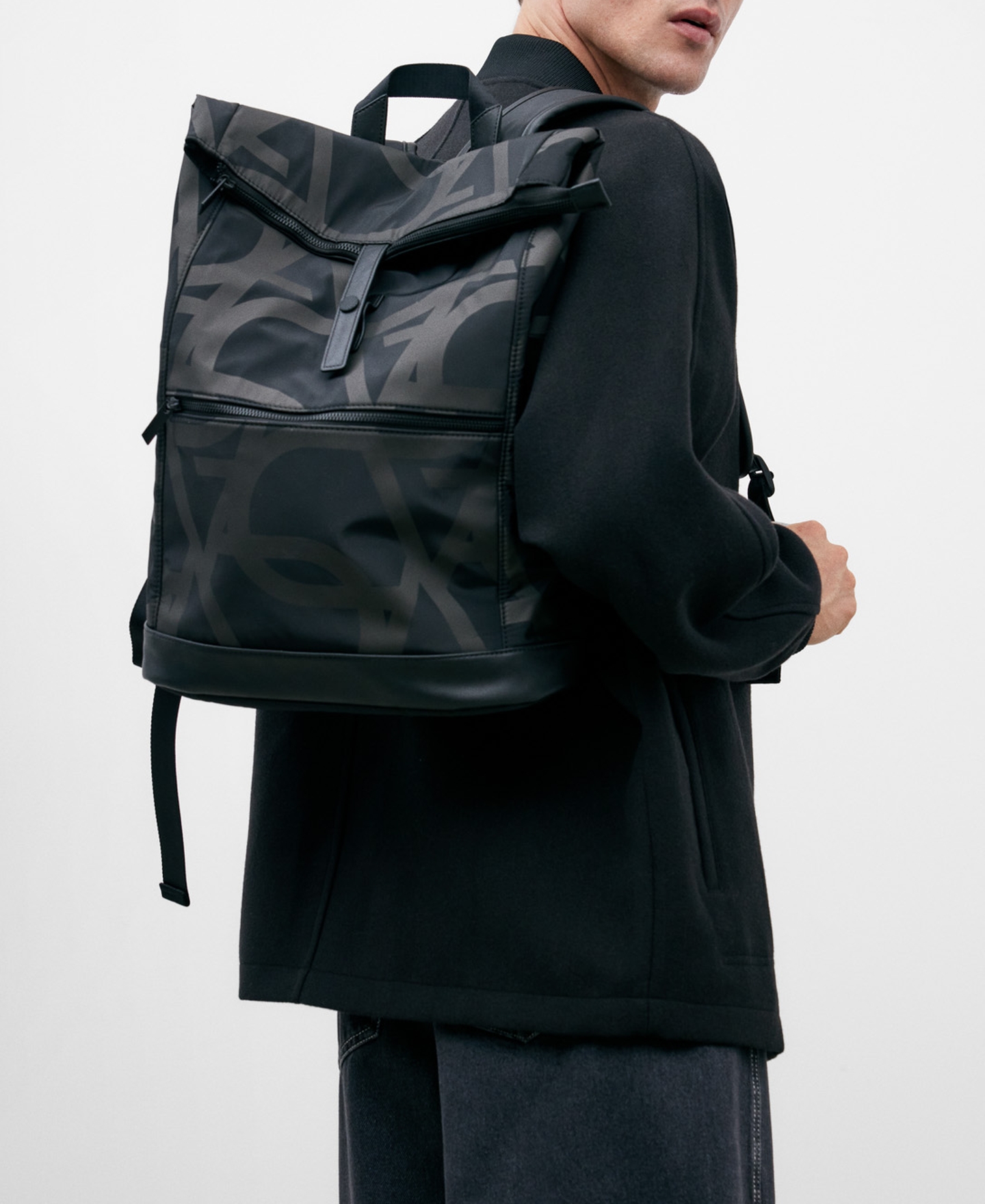 Black monogram print backpack image number 4