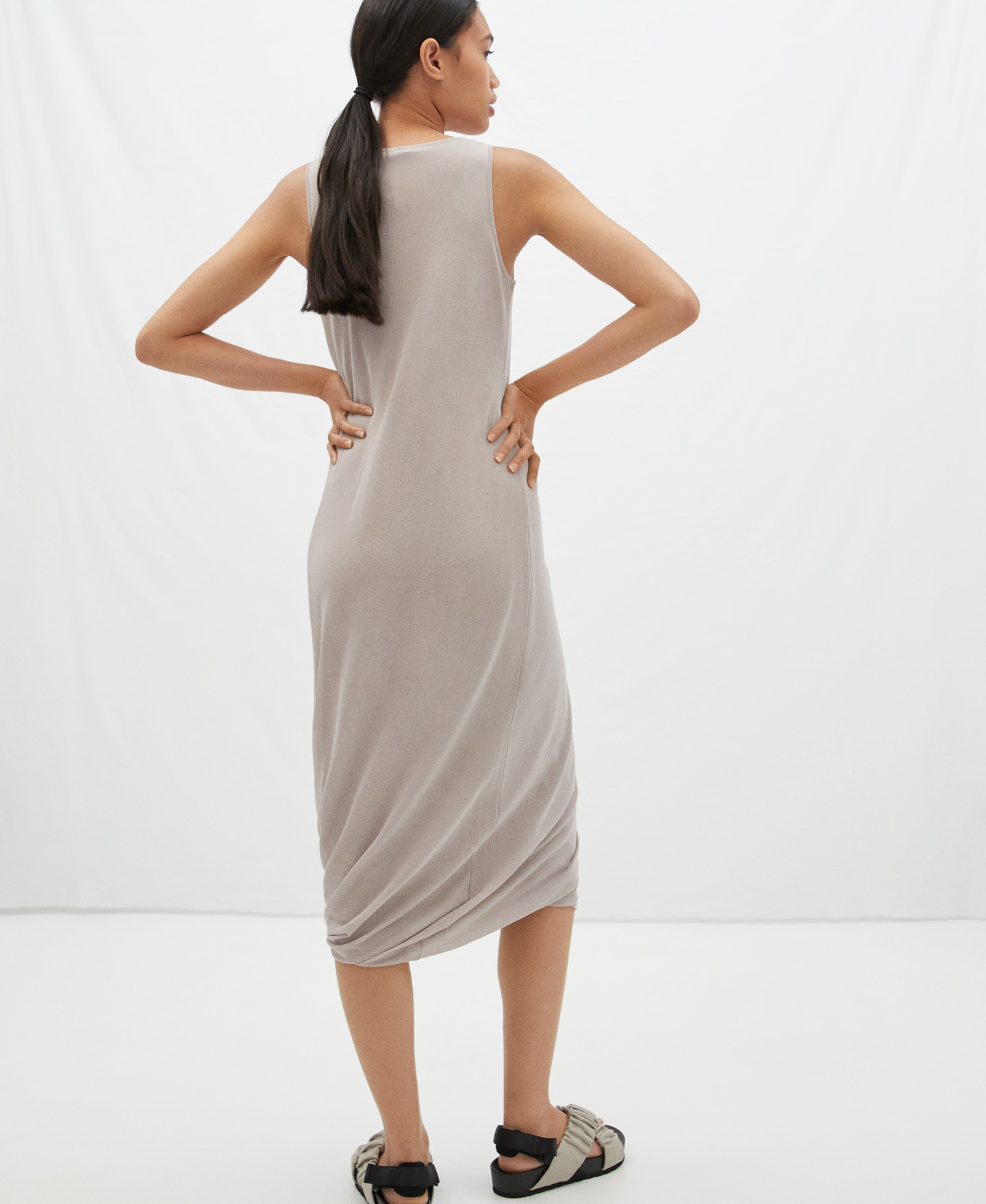 Balloon cut dress in viscose and nylon image number 1