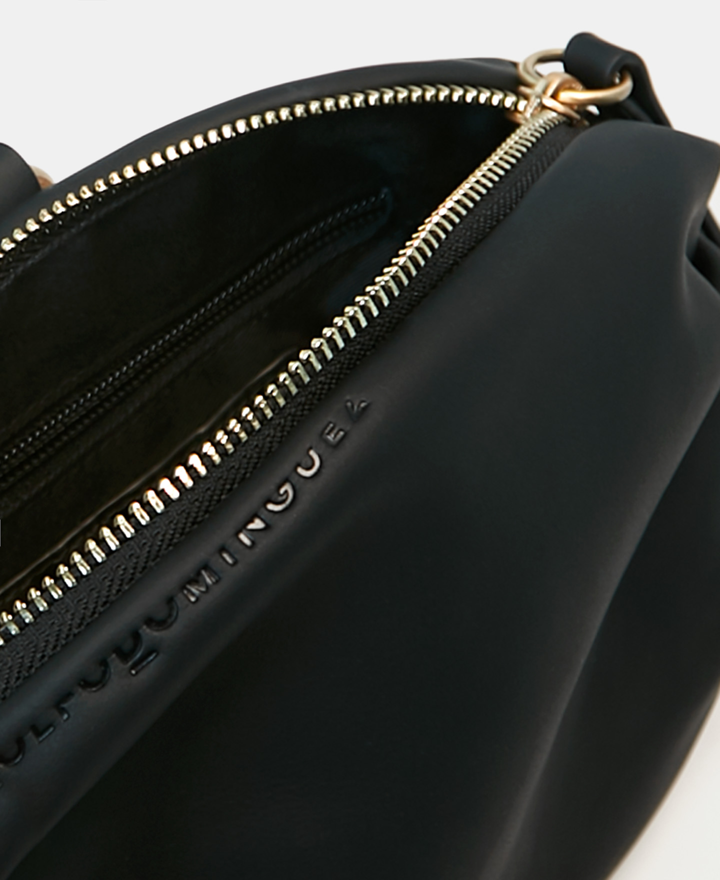 Medium recycled polyester shoulder bag image number 2