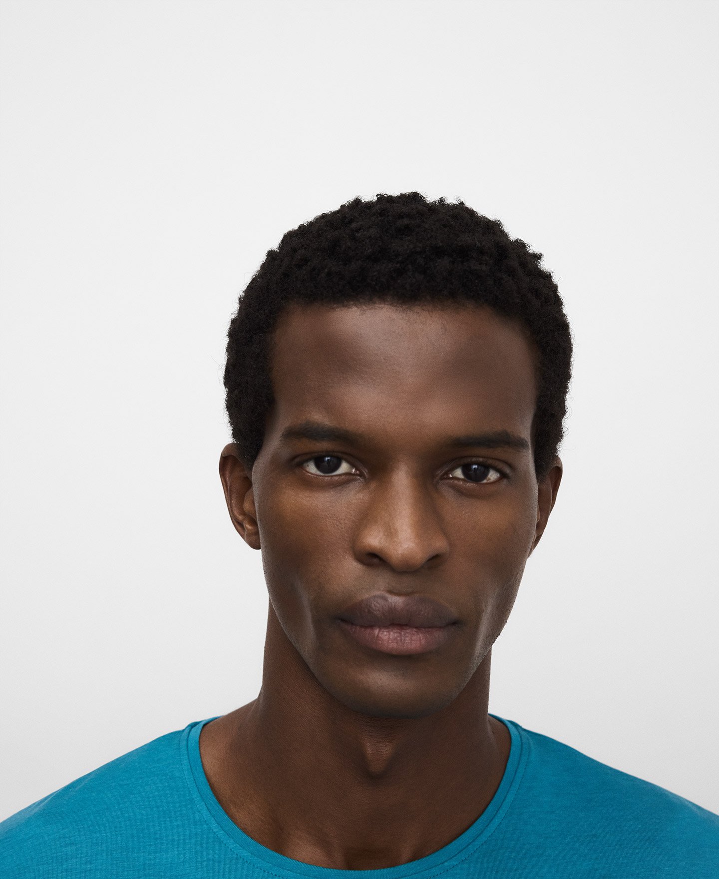 T-Shirt mit normaler Passform aus Lyocell und Baumwolle image number 3