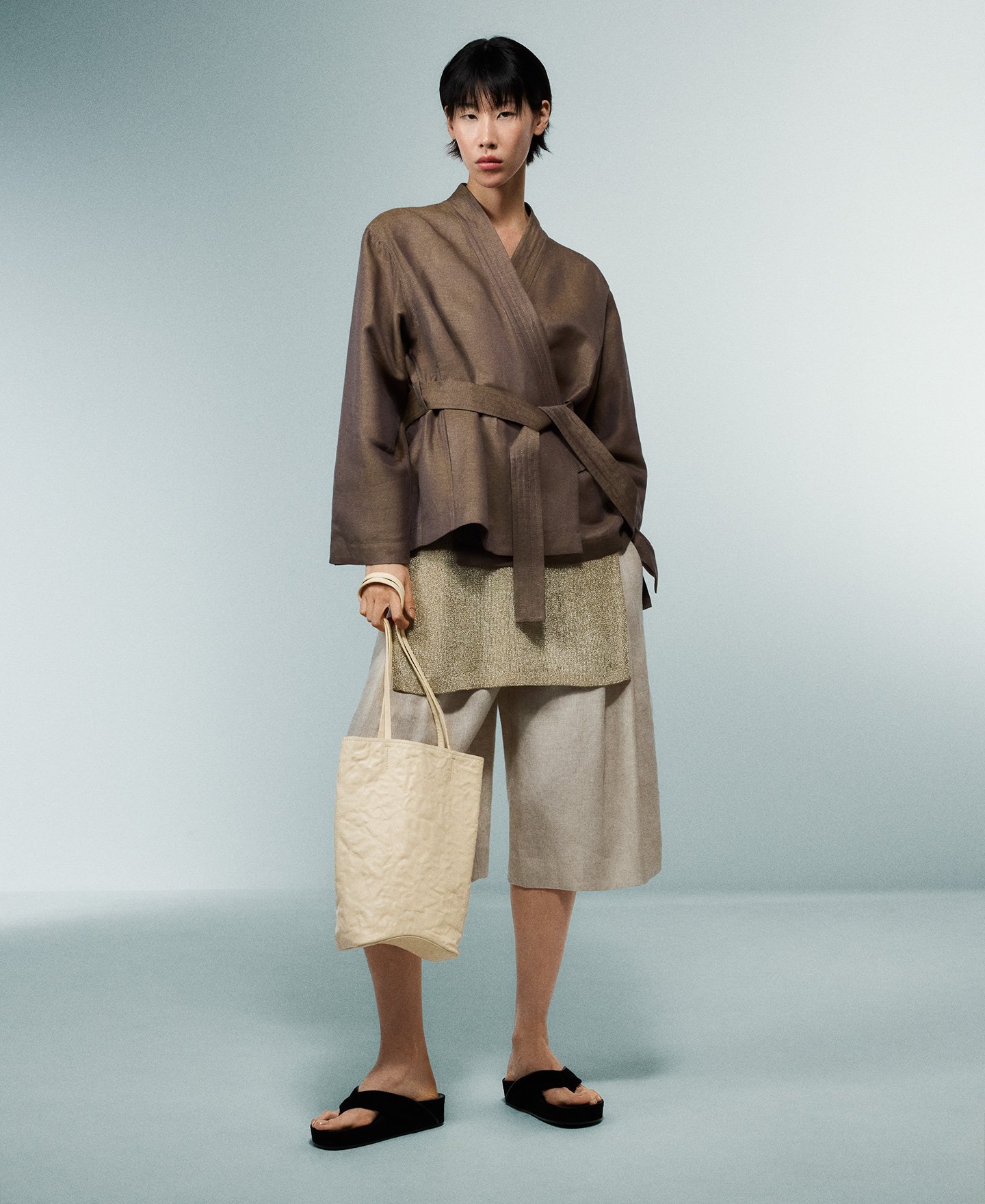 Ori&oacute;n washed leather vertical hobo bag image number 7