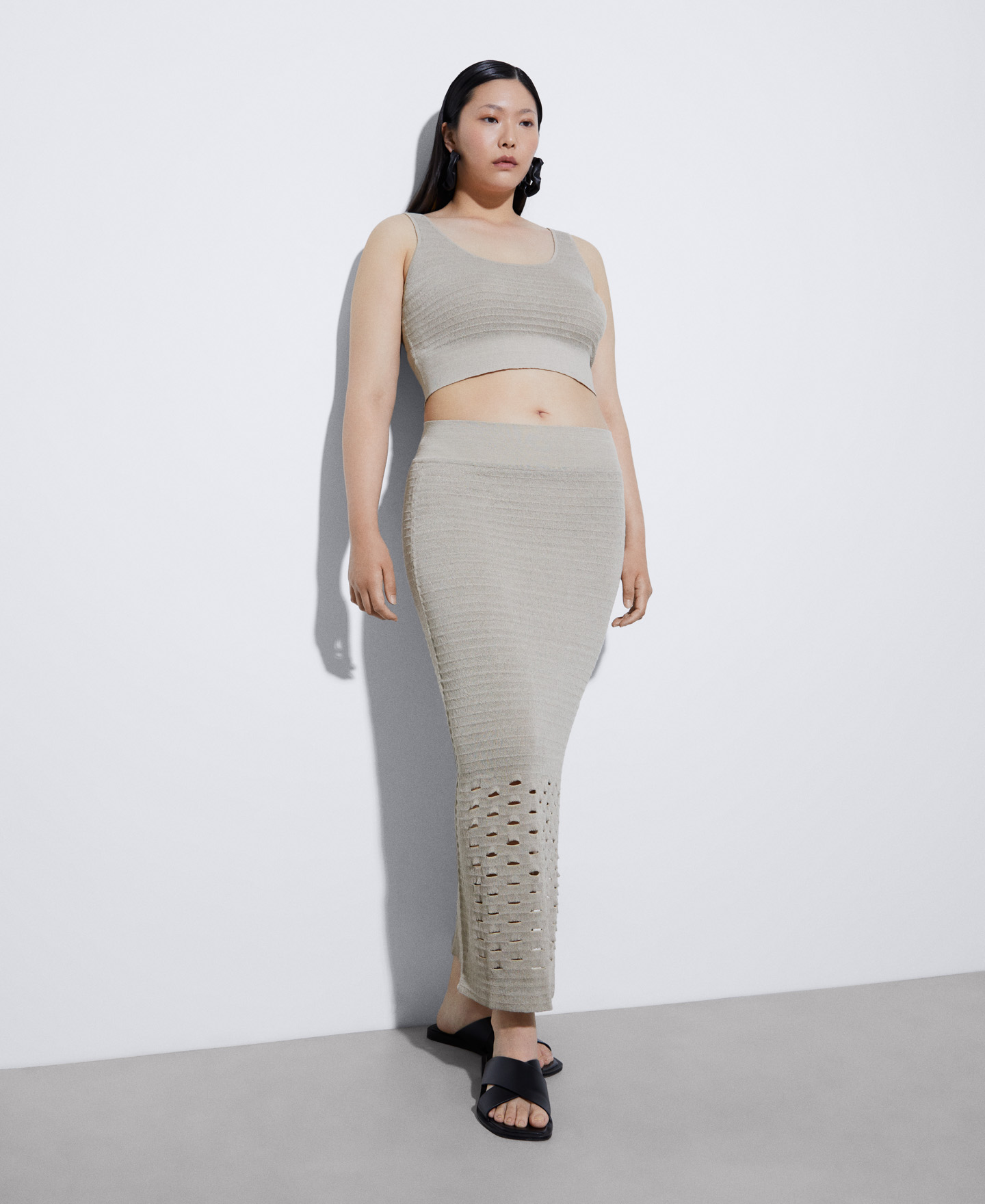 Linen knitted openwork skirt image number 1