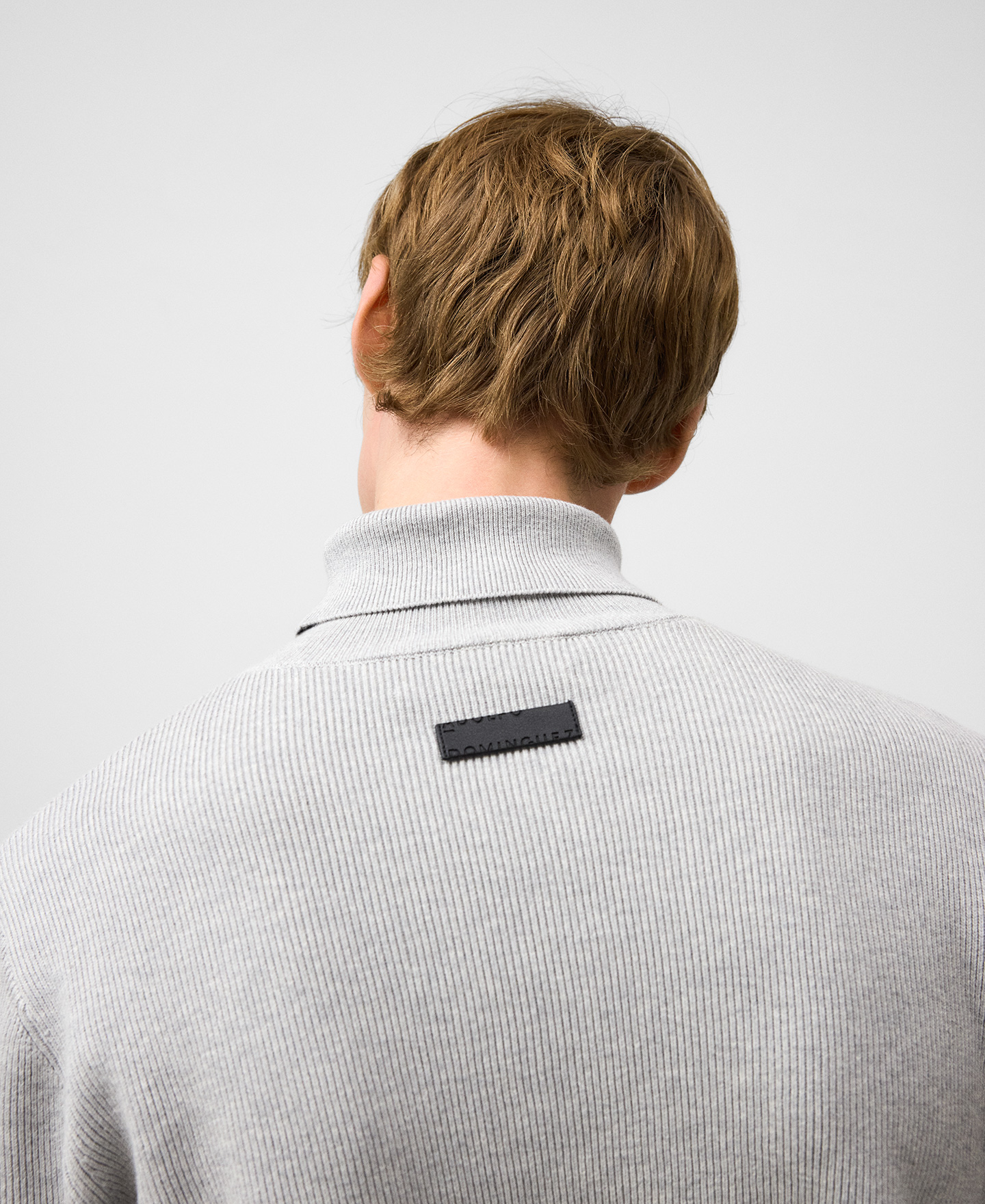 Cotton turtleneck sweater man image number 3