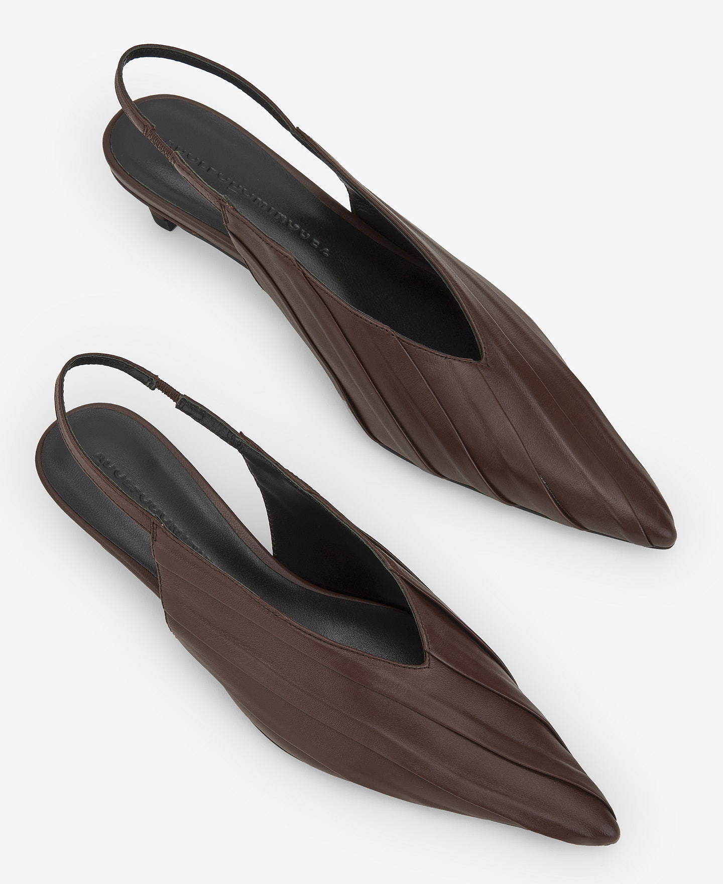 Bare heel pleated shoe image number 1