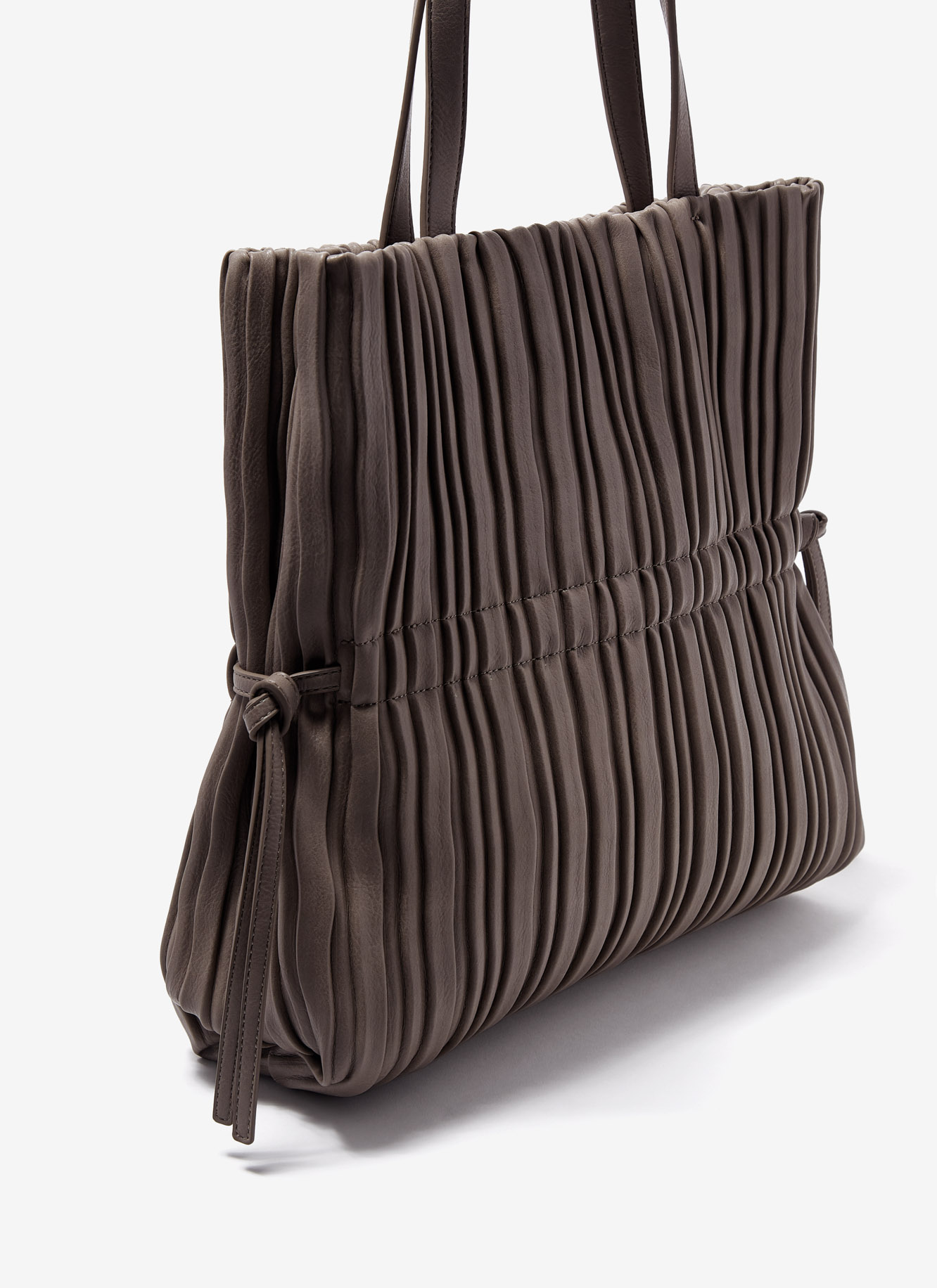 Wrinkle shopper with double strap image number 1