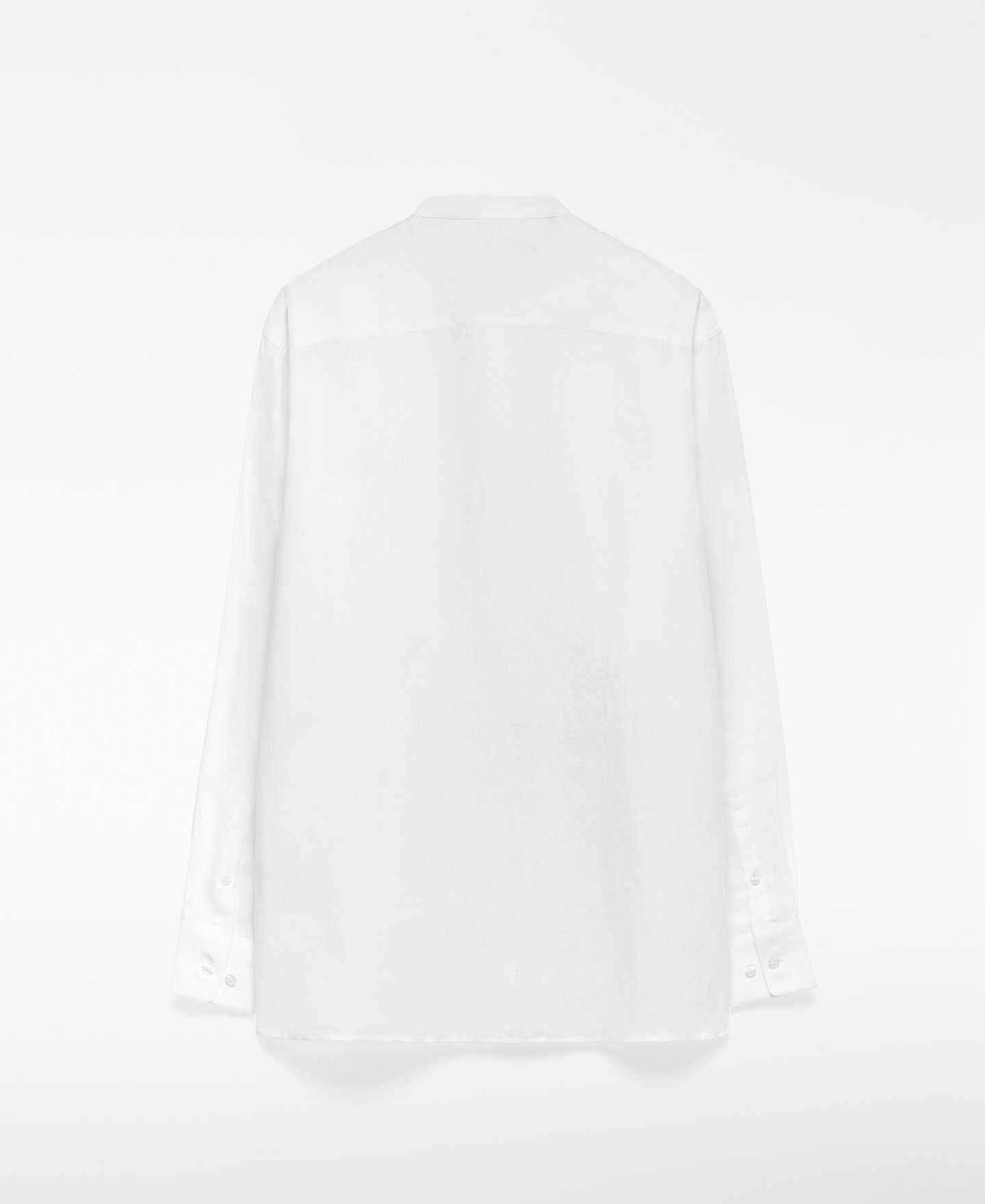 European linen shirt with pockets man image number 5