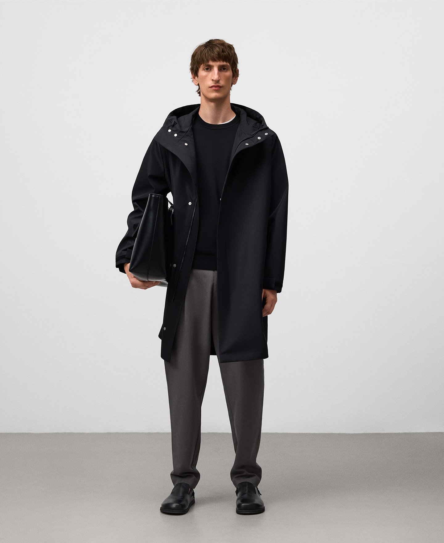 Long hooded parka man image number 1
