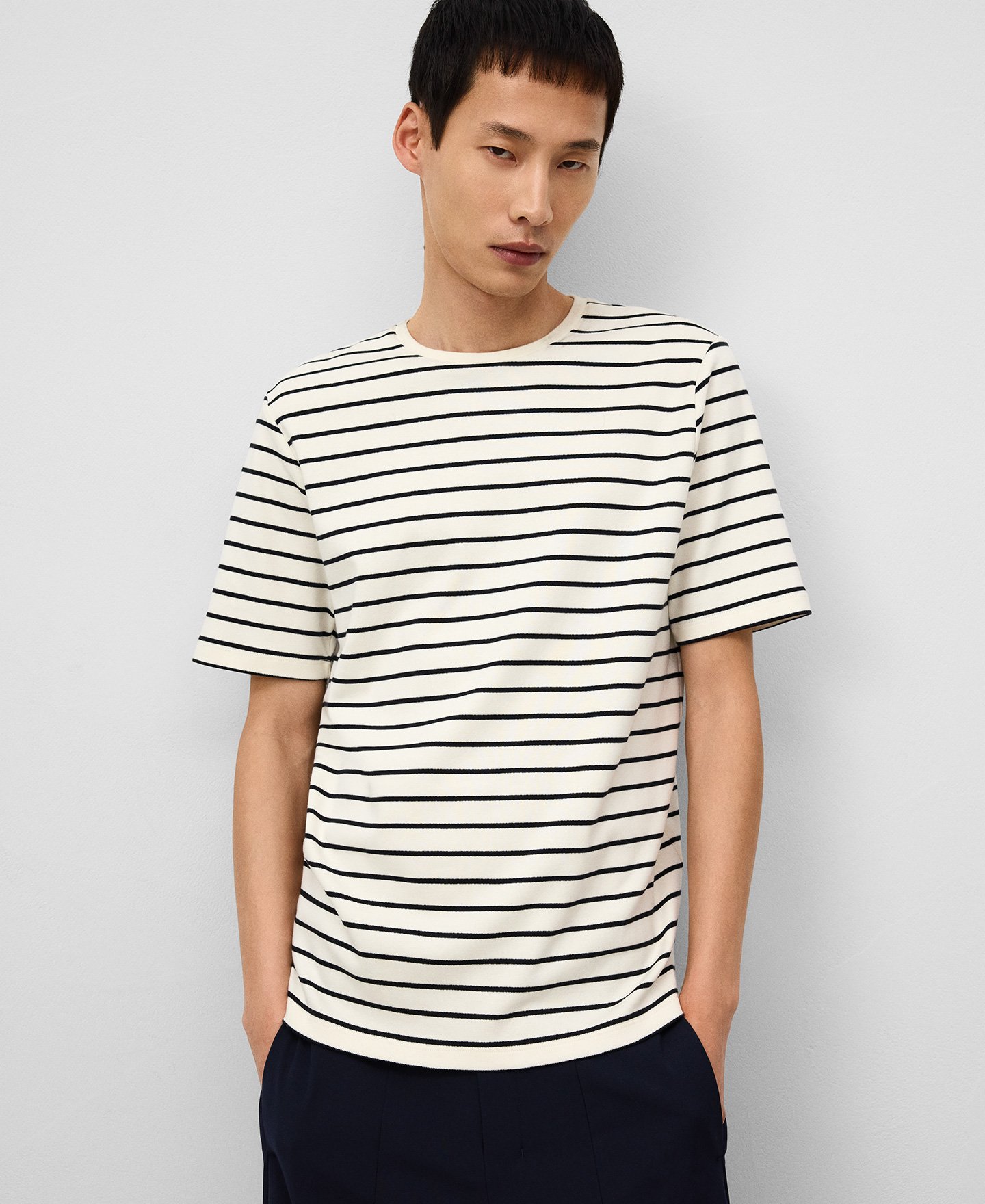 Camiseta regular fit rayas hombre image number 0